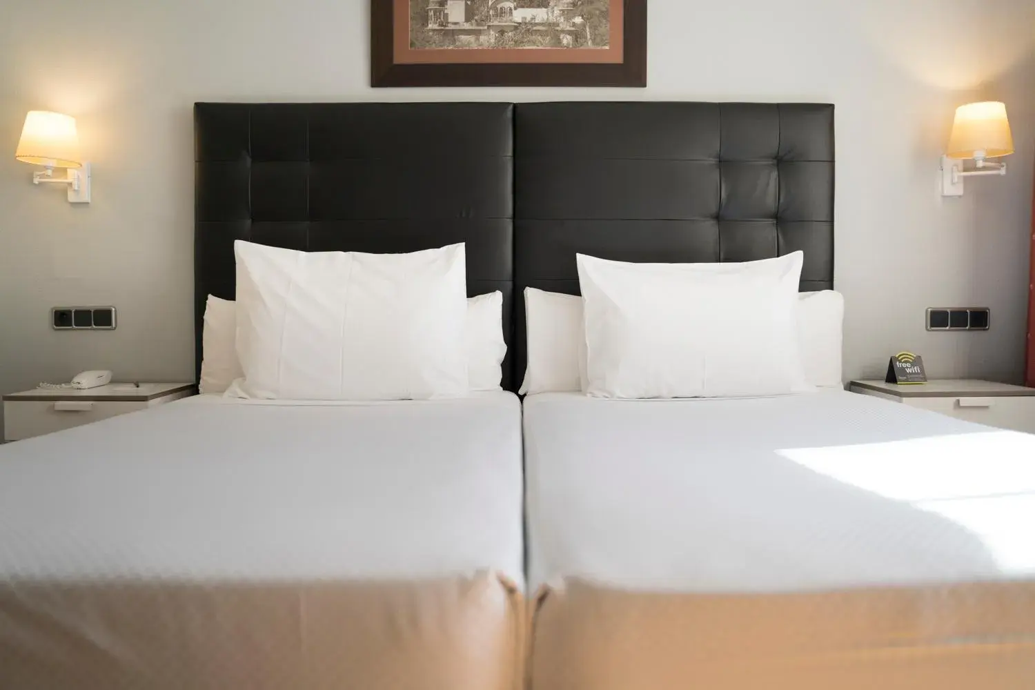 Twin Room in Hotel Sercotel Tres Luces Twin Room in Hotel Sercotel Tres Luces