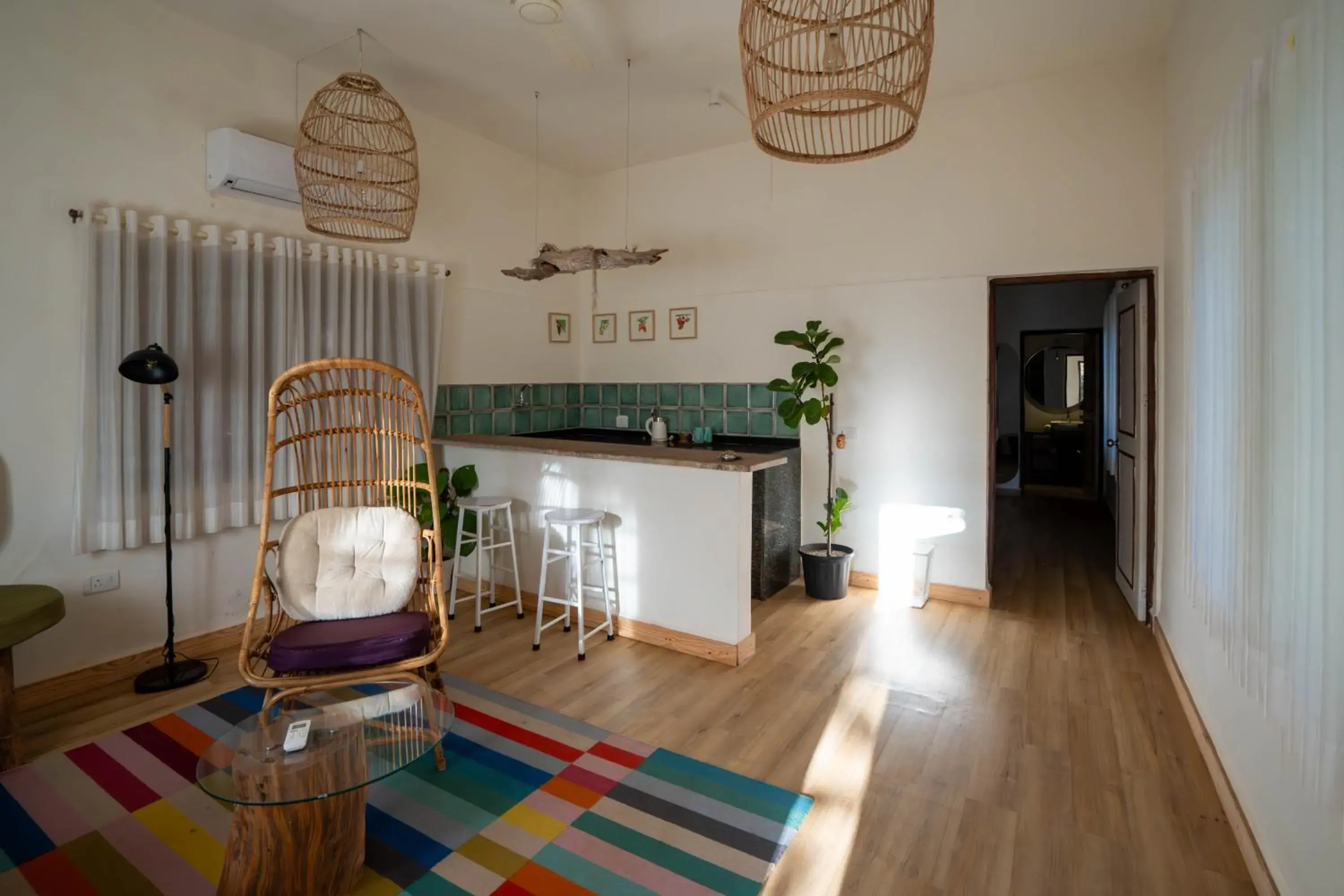 King Studio in Circle King Studio in Circle