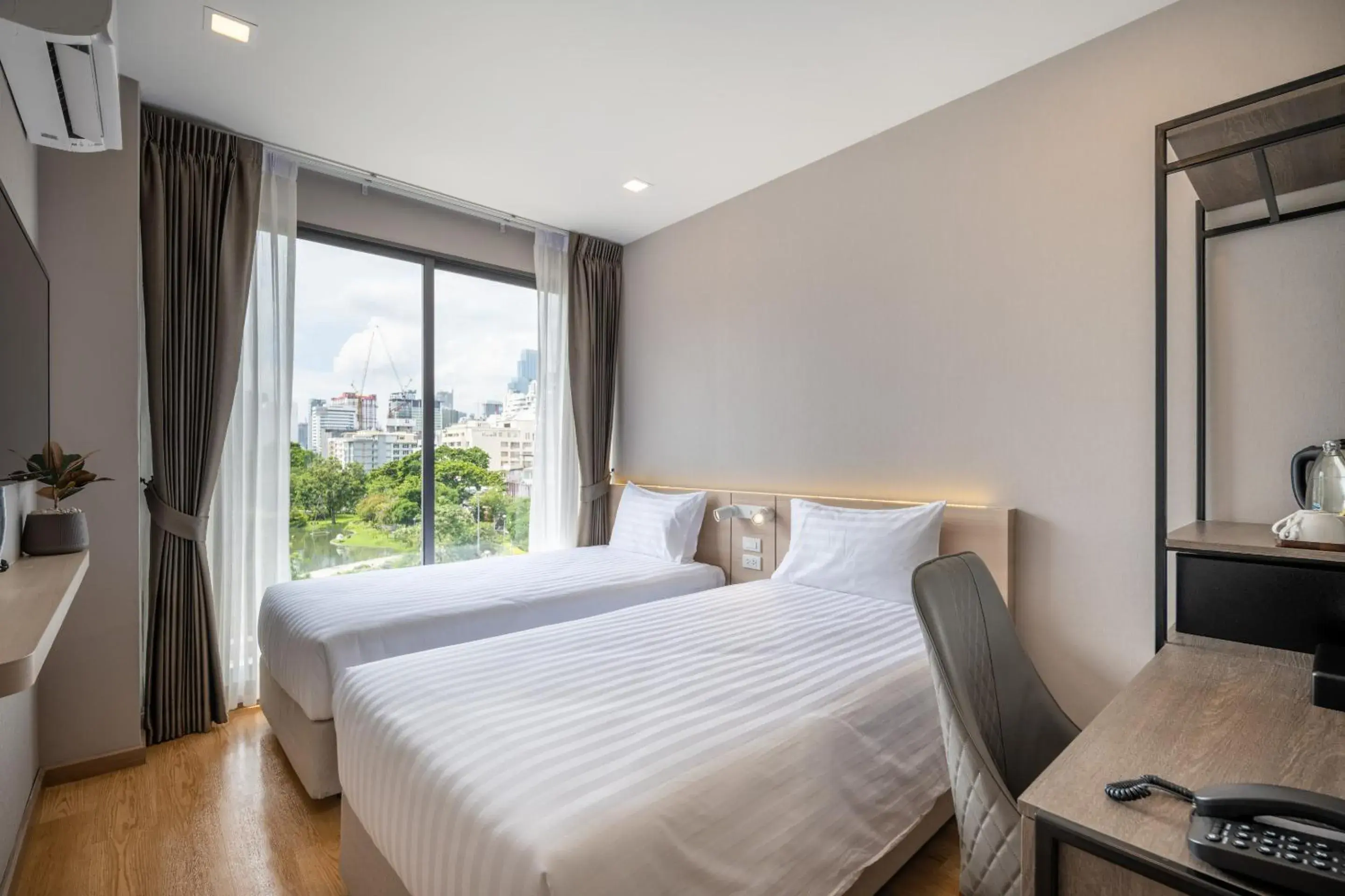 Twin Room with Garden View in fyn park hotel Twin Room with Garden View in fyn park hotel