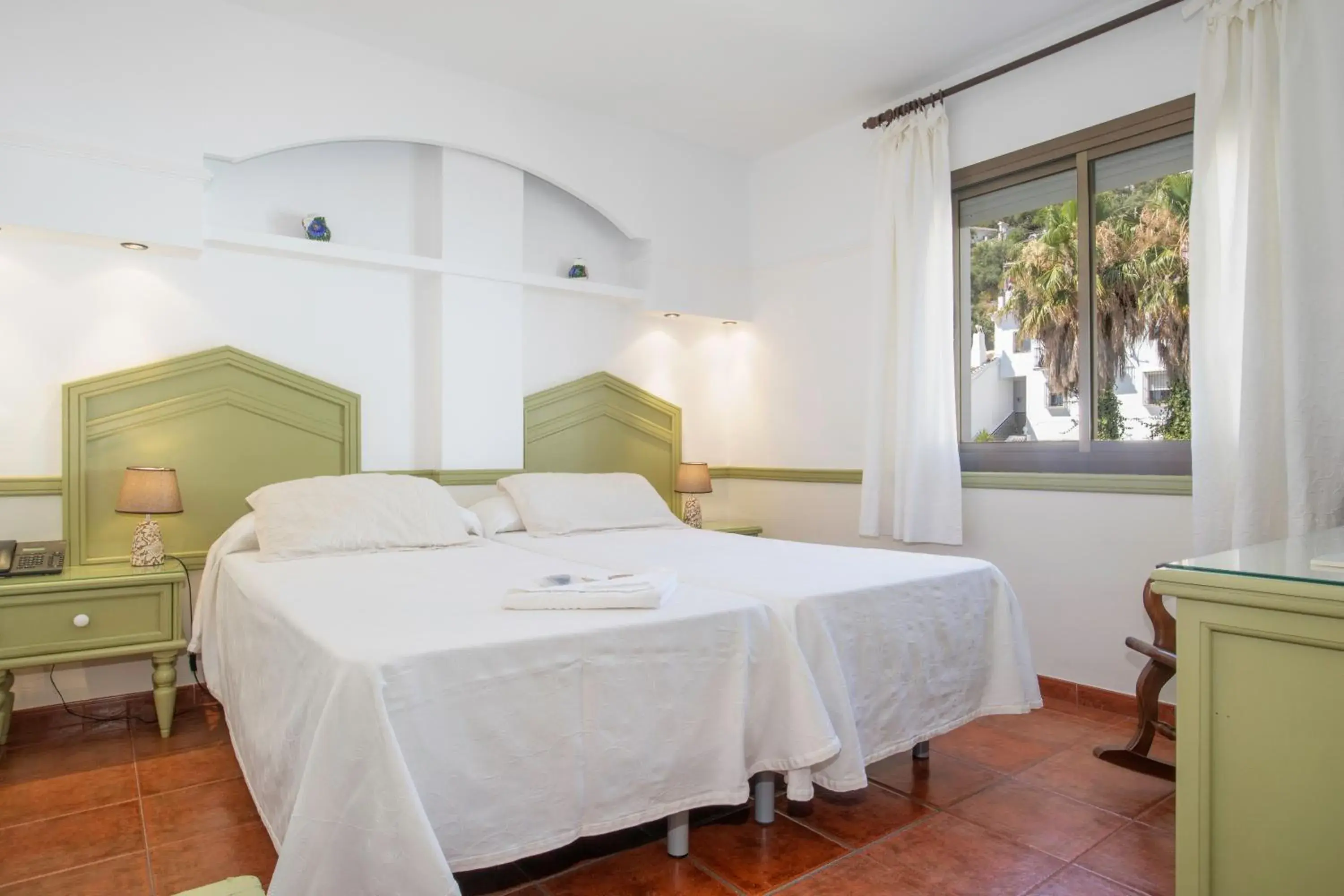 Classic Double Room in Hotel y Bungalows Balcón de Competa Classic Double Room in Hotel y Bungalows Balcón de Competa