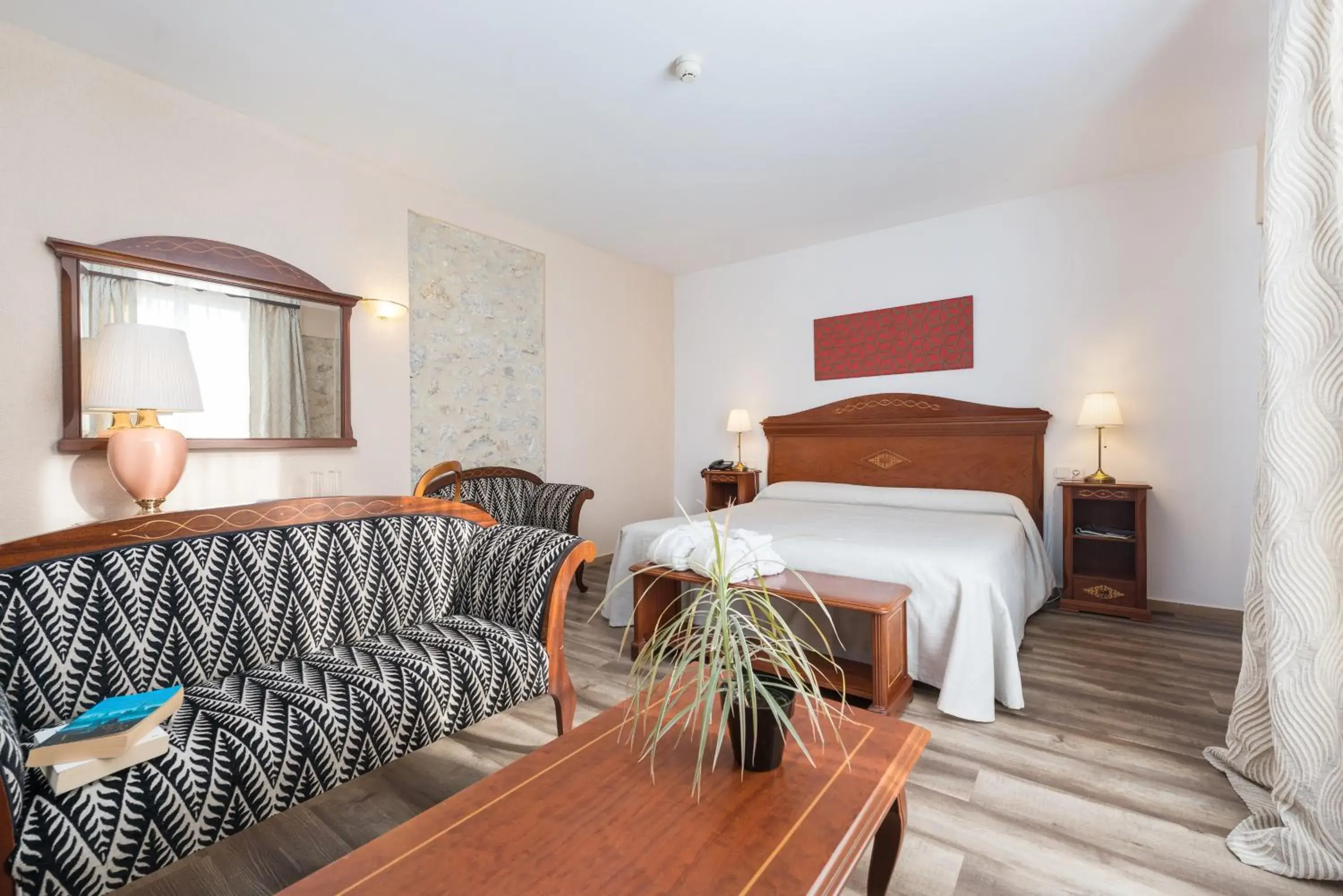 Deluxe Double or Twin Room with Free SPA Access in Monnaber Nou Finca Hotel & Spa Deluxe Double or Twin Room with Free SPA Access in Monnaber Nou Finca Hotel & Spa