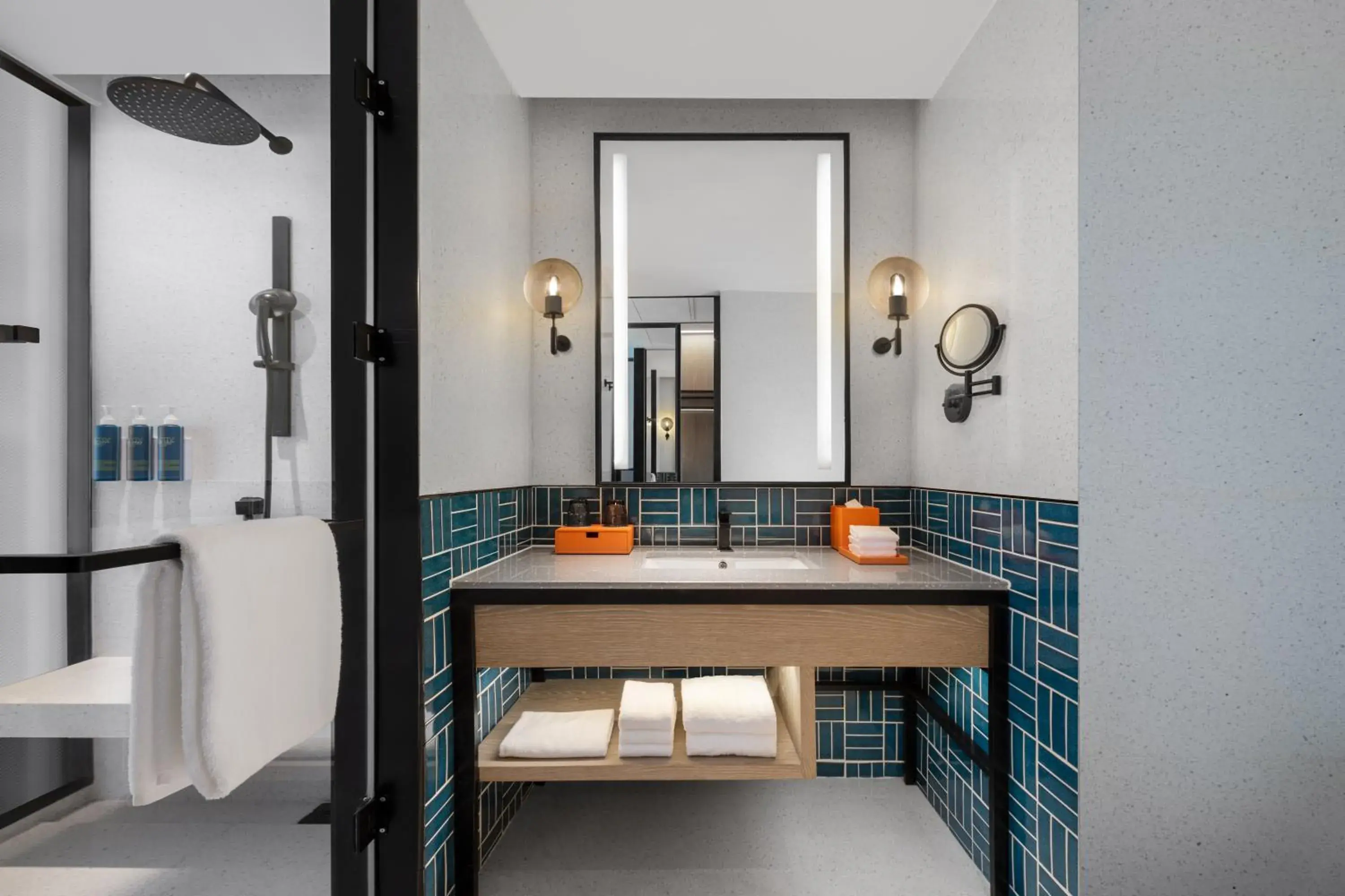 Deluxe King Room with City View in Four Points by Sheraton Chongqing, Yongchuan Deluxe King Room with City View in Four Points by Sheraton Chongqing, Yongchuan