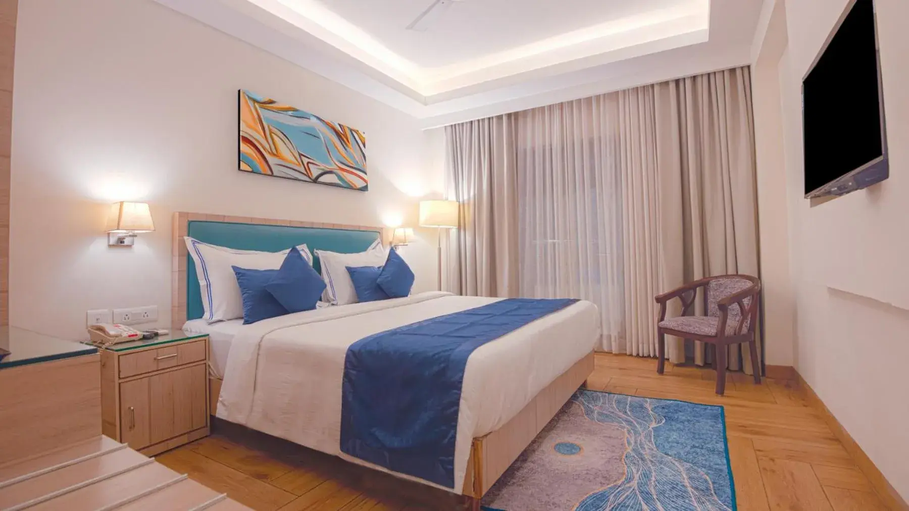 Premium Room with Balcony in Le Seasons Resort Premium Room with Balcony in Le Seasons Resort