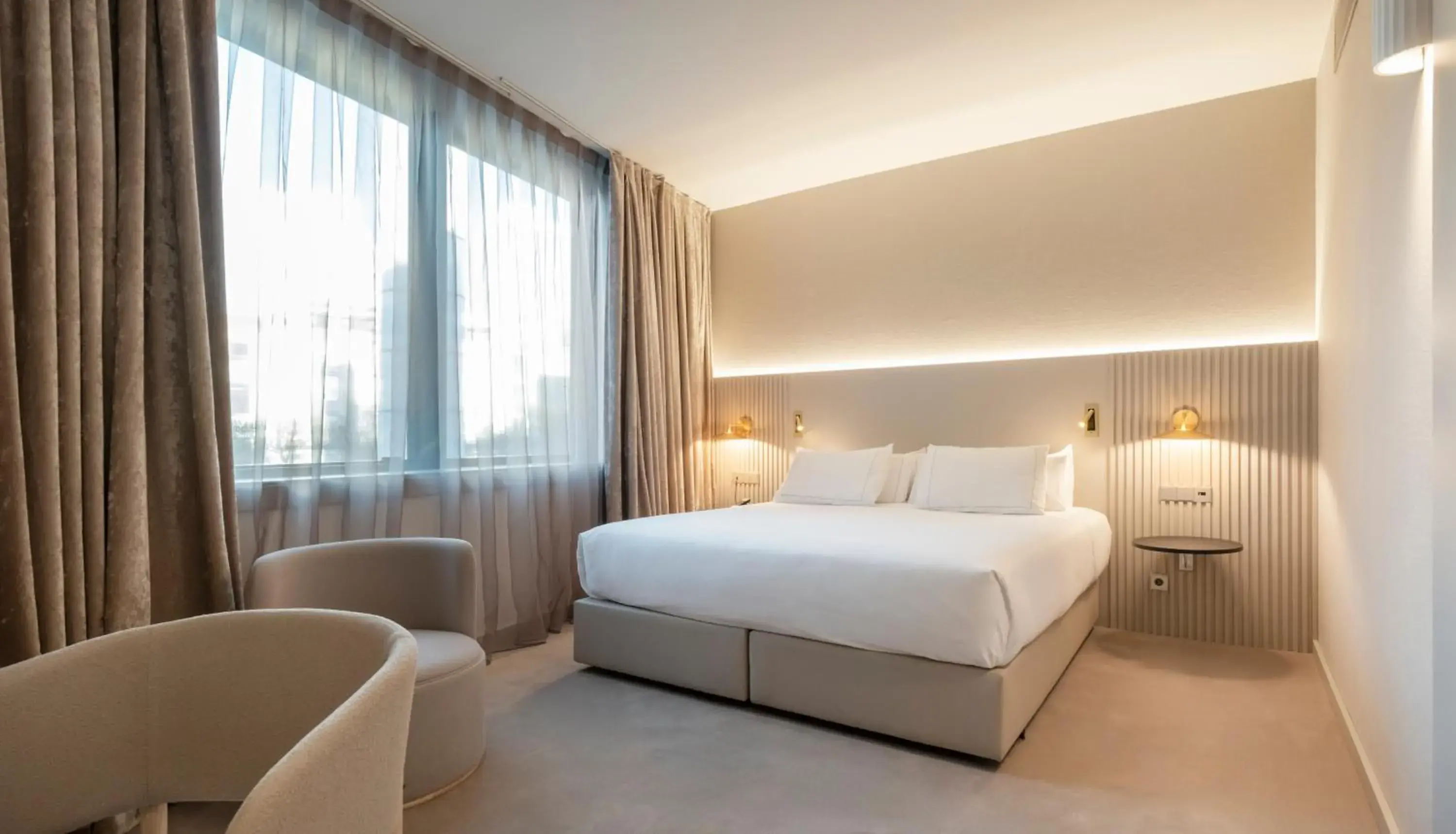 Superior Queen Room in Carlemany Girona Superior Queen Room in Carlemany Girona