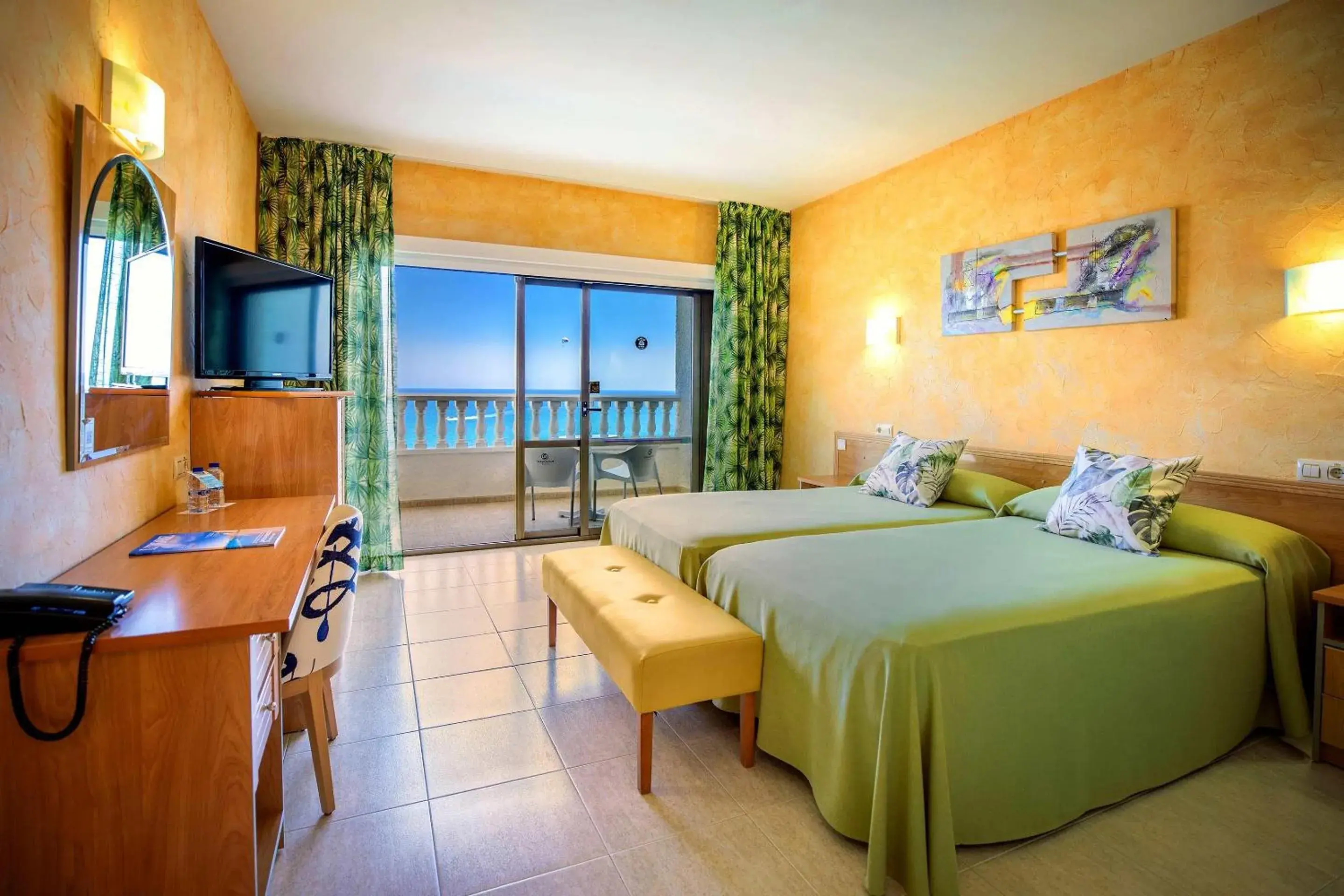 Double or Twin Room with Sea View in Hotel Servigroup La Zenia 4 Sup Double or Twin Room with Sea View in Hotel Servigroup La Zenia 4 Sup