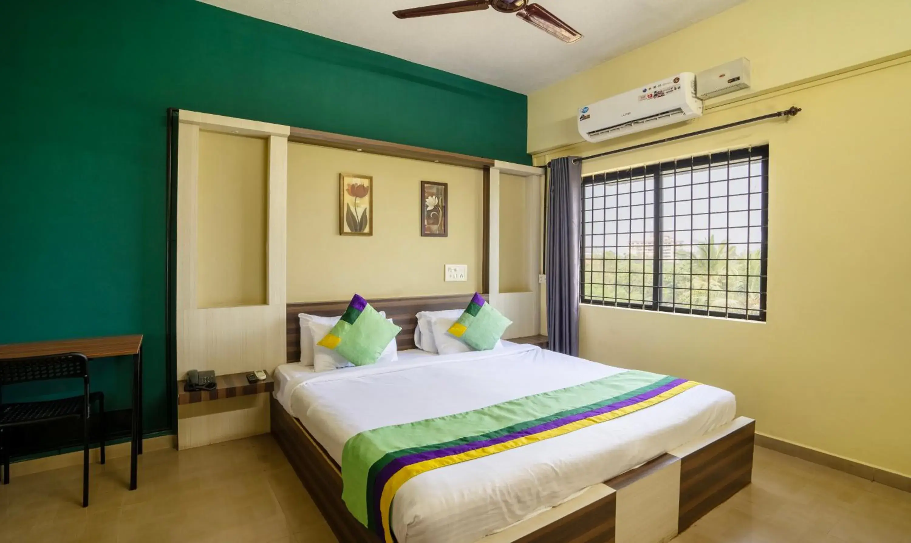 Standard Double Room - single occupancy in Itsy Hotels Vijaya Residency Standard Double Room - single occupancy in Itsy Hotels Vijaya Residency