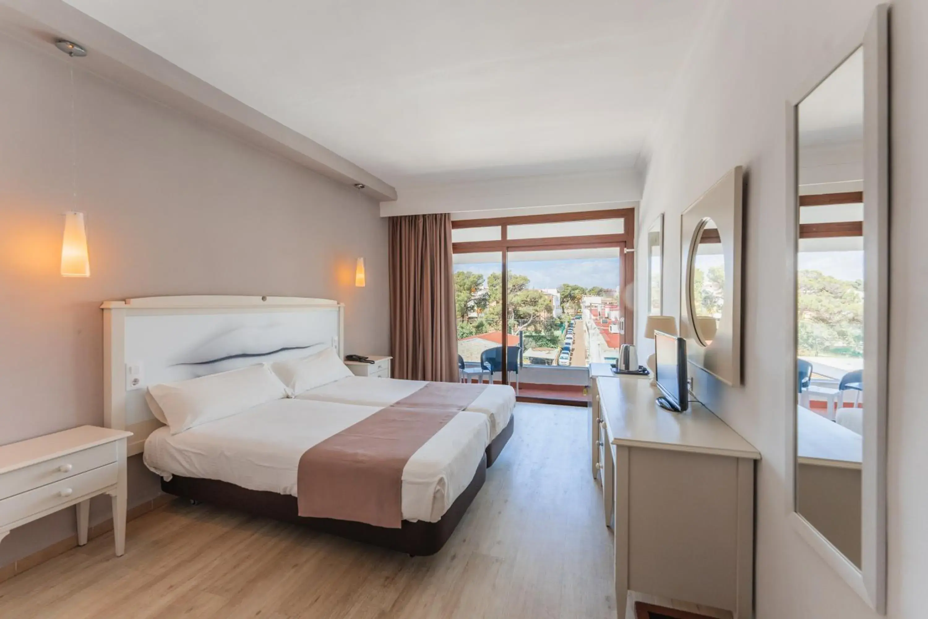 Triple Room (2 Adults + 1 Child) in Son Bauló Triple Room (2 Adults + 1 Child) in Son Bauló