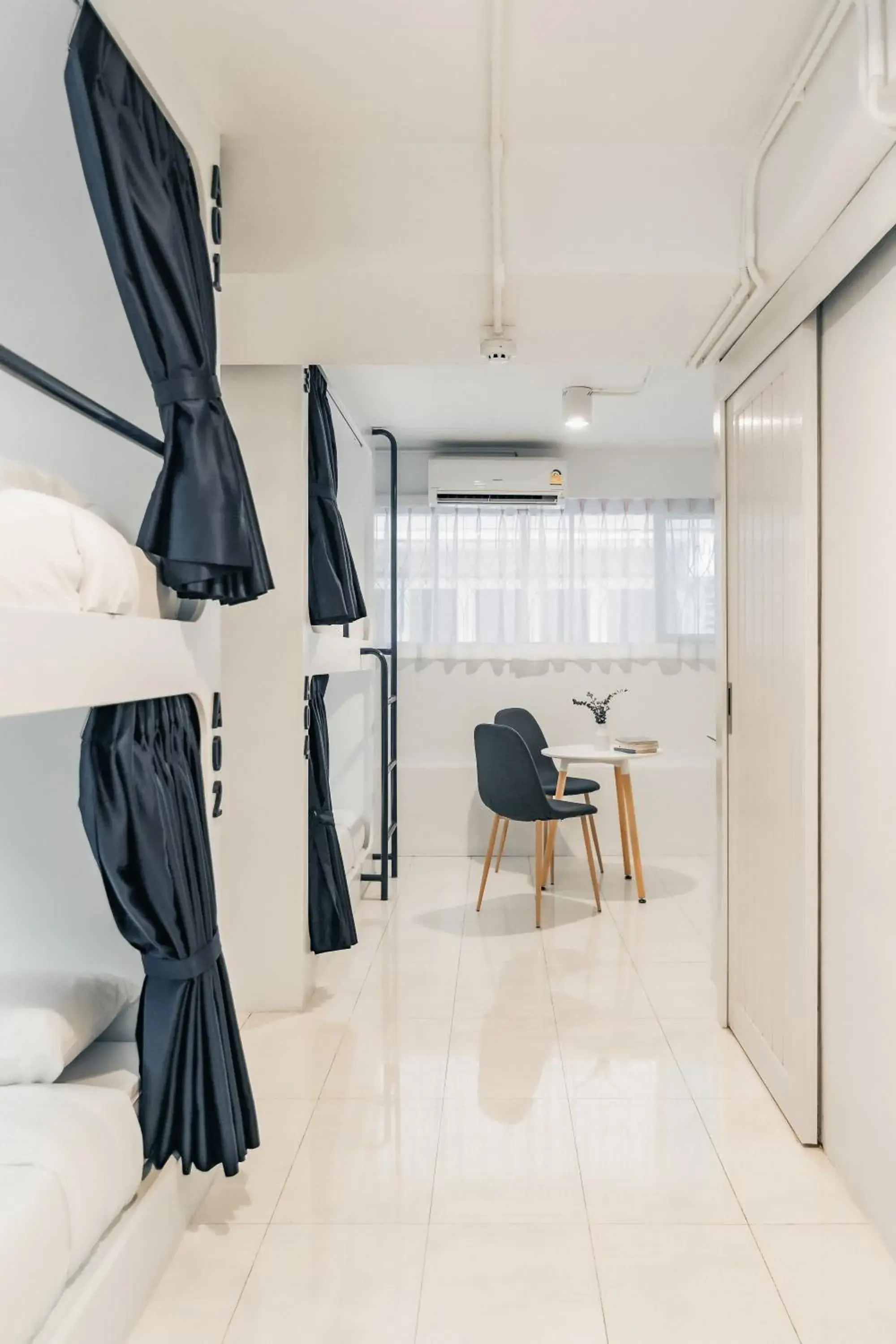 Quadruple Room with Private Bathroom in Shapel Hostel and Cafe Quadruple Room with Private Bathroom in Shapel Hostel and Cafe