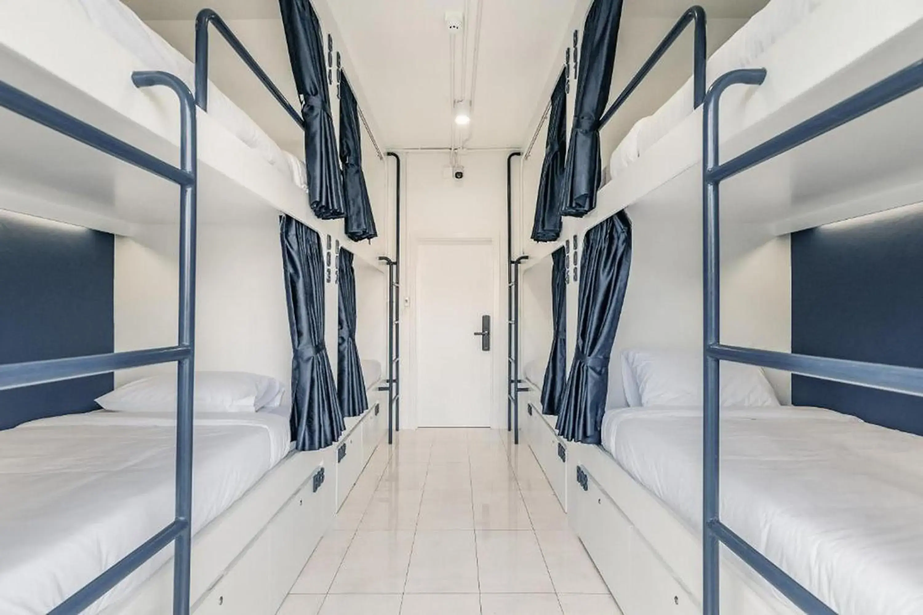 Bed in 8-Bed Mixed Dormitory Room in Shapel Hostel and Cafe Bed in 8-Bed Mixed Dormitory Room in Shapel Hostel and Cafe