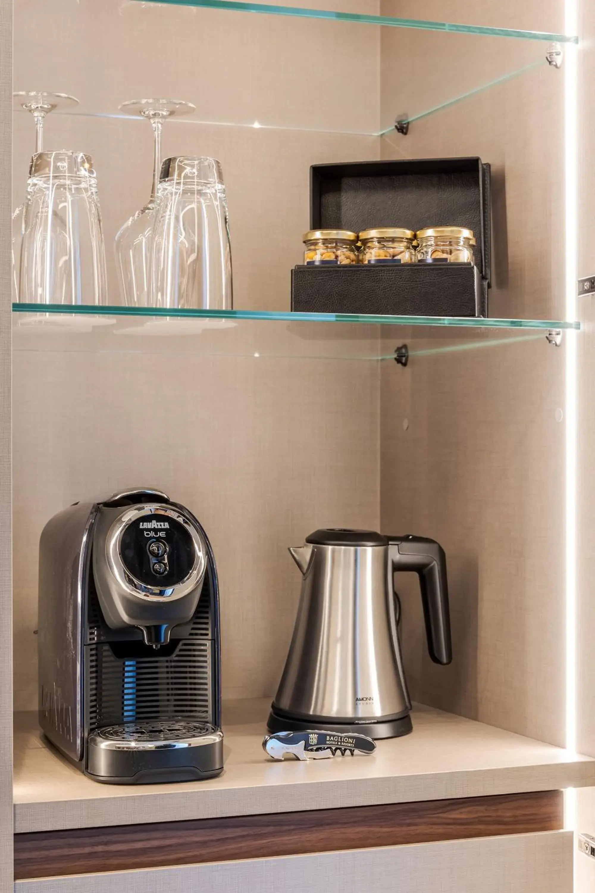 Junior Suite in Casa Baglioni Milan - The Leading Hotels of the World Junior Suite in Casa Baglioni Milan - The Leading Hotels of the World