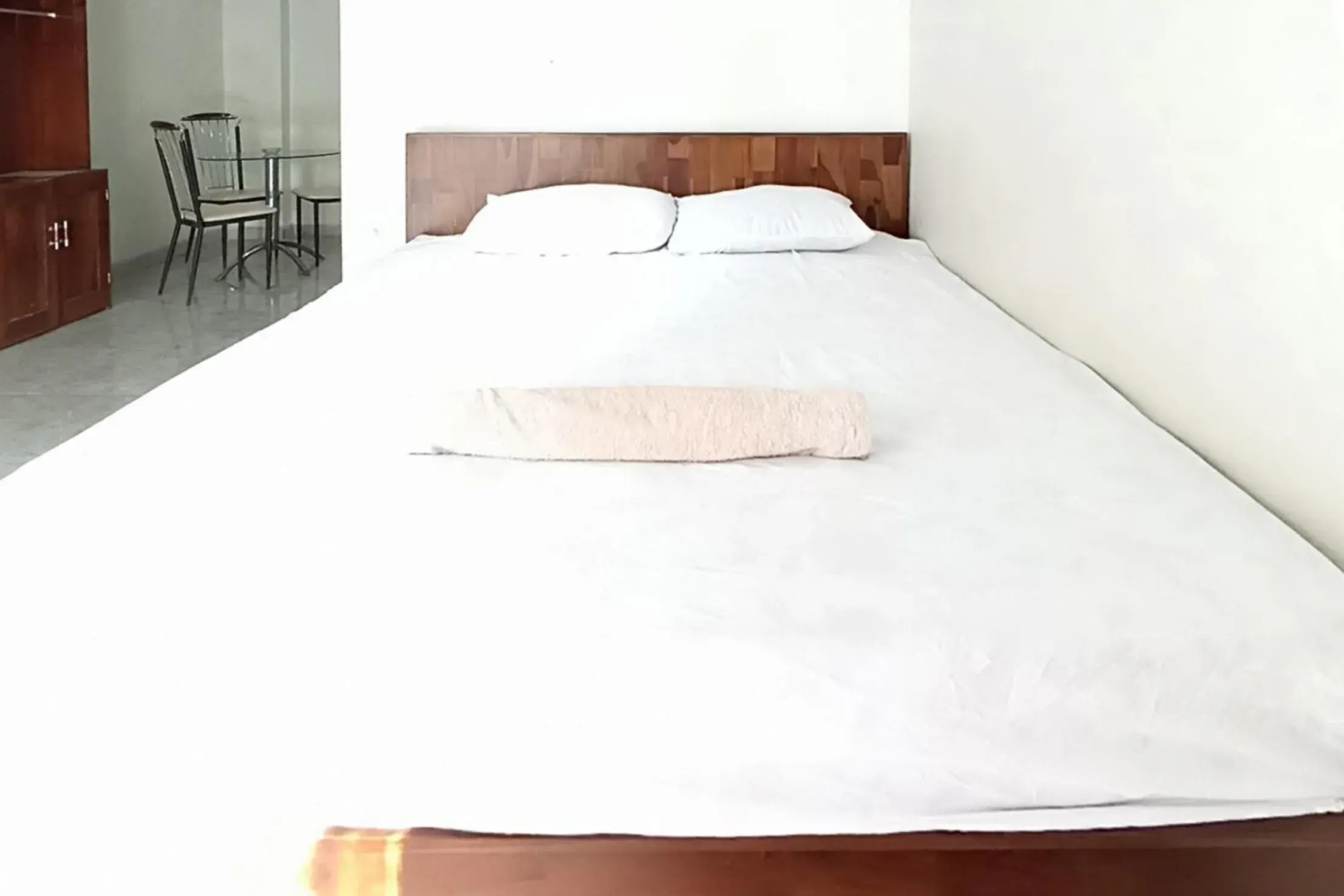 Standard Double Room in Tutus Homestay Syariah RedPartner Standard Double Room in Tutus Homestay Syariah RedPartner