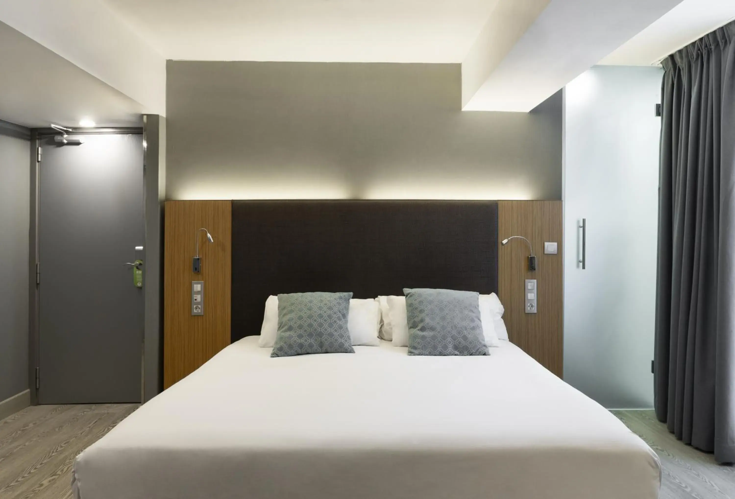 Double or Twin Room (1-2 Adults) in Petit Palace Alcalá Double or Twin Room (1-2 Adults) in Petit Palace Alcalá