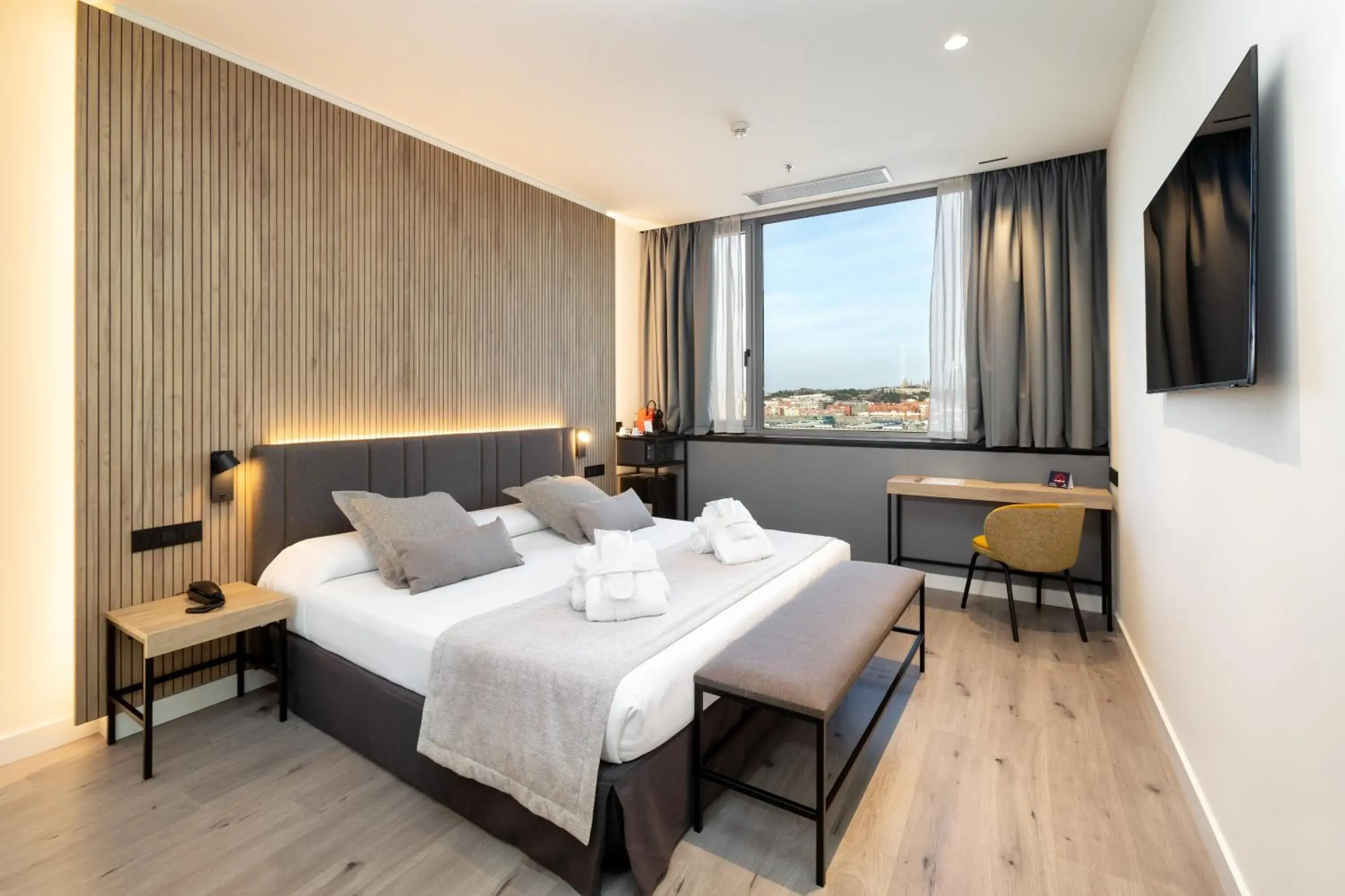 Superior Room in Alexandre Fira Congress Superior Room in Alexandre Fira Congress