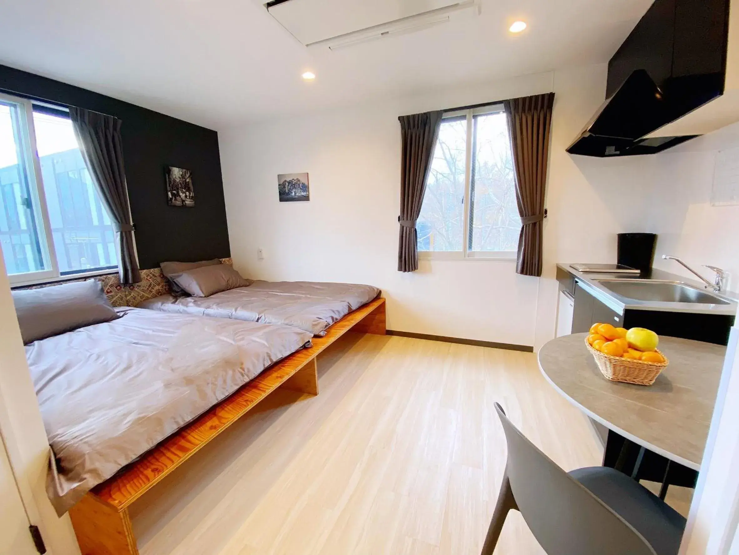 Standard Queen Room with Two Queen Beds in Q FOX GMG HOTEL Standard Queen Room with Two Queen Beds in Q FOX GMG HOTEL