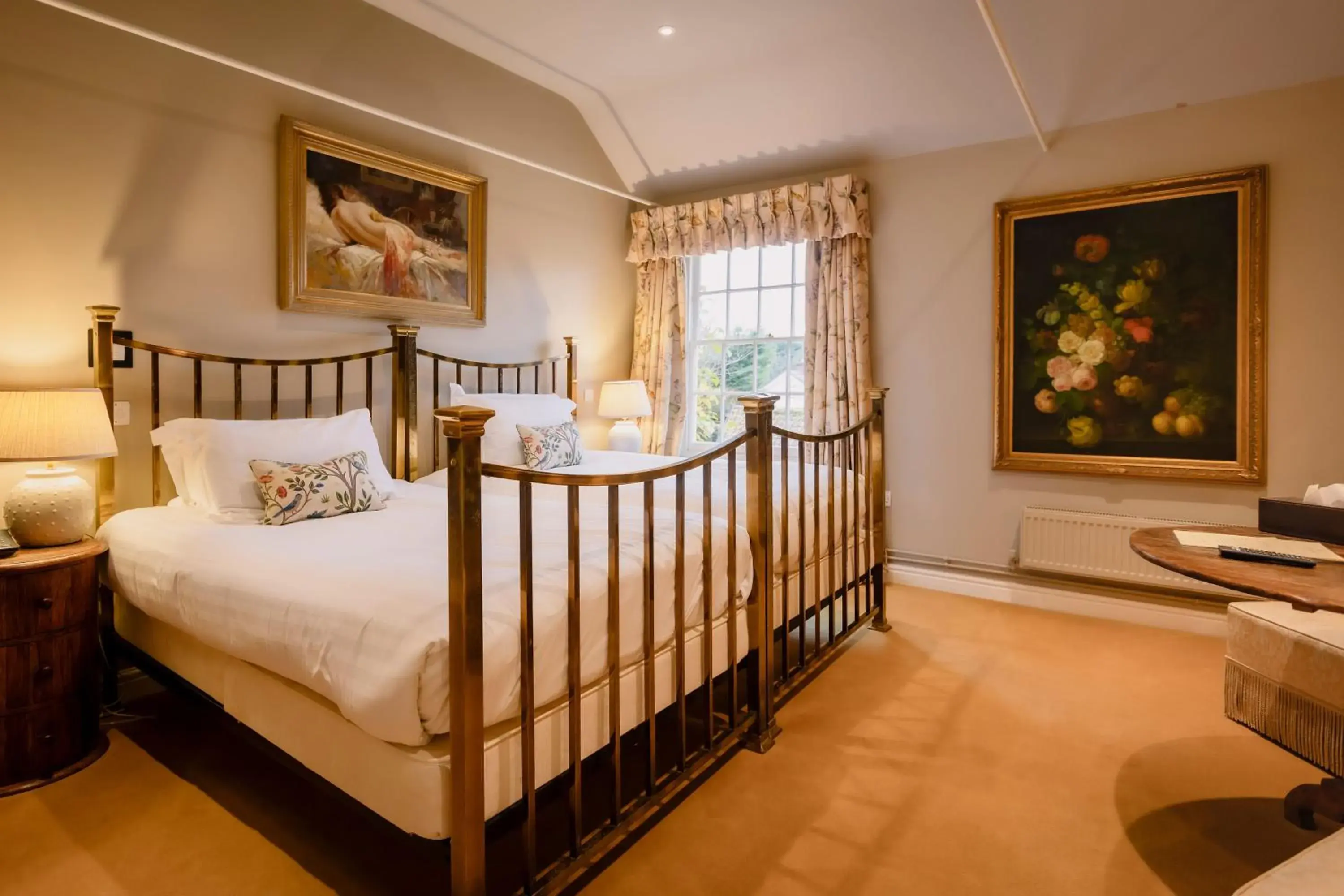 Double or Twin Room in The Crown, Bildeston Double or Twin Room in The Crown, Bildeston