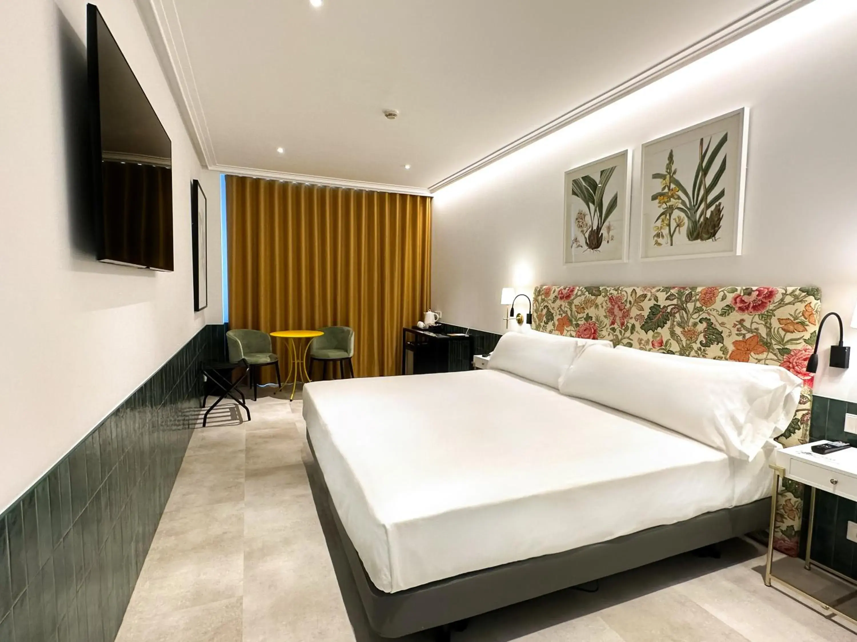 Double Room with City View in Ribera de Triana Hotel Double Room with City View in Ribera de Triana Hotel