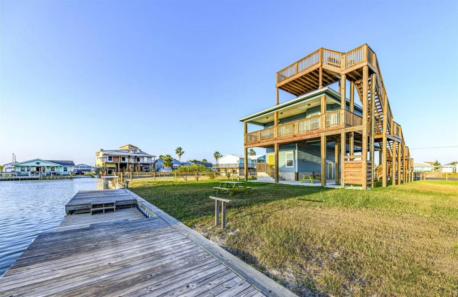 Blue -Crab- Cove Blue -Crab- Cove