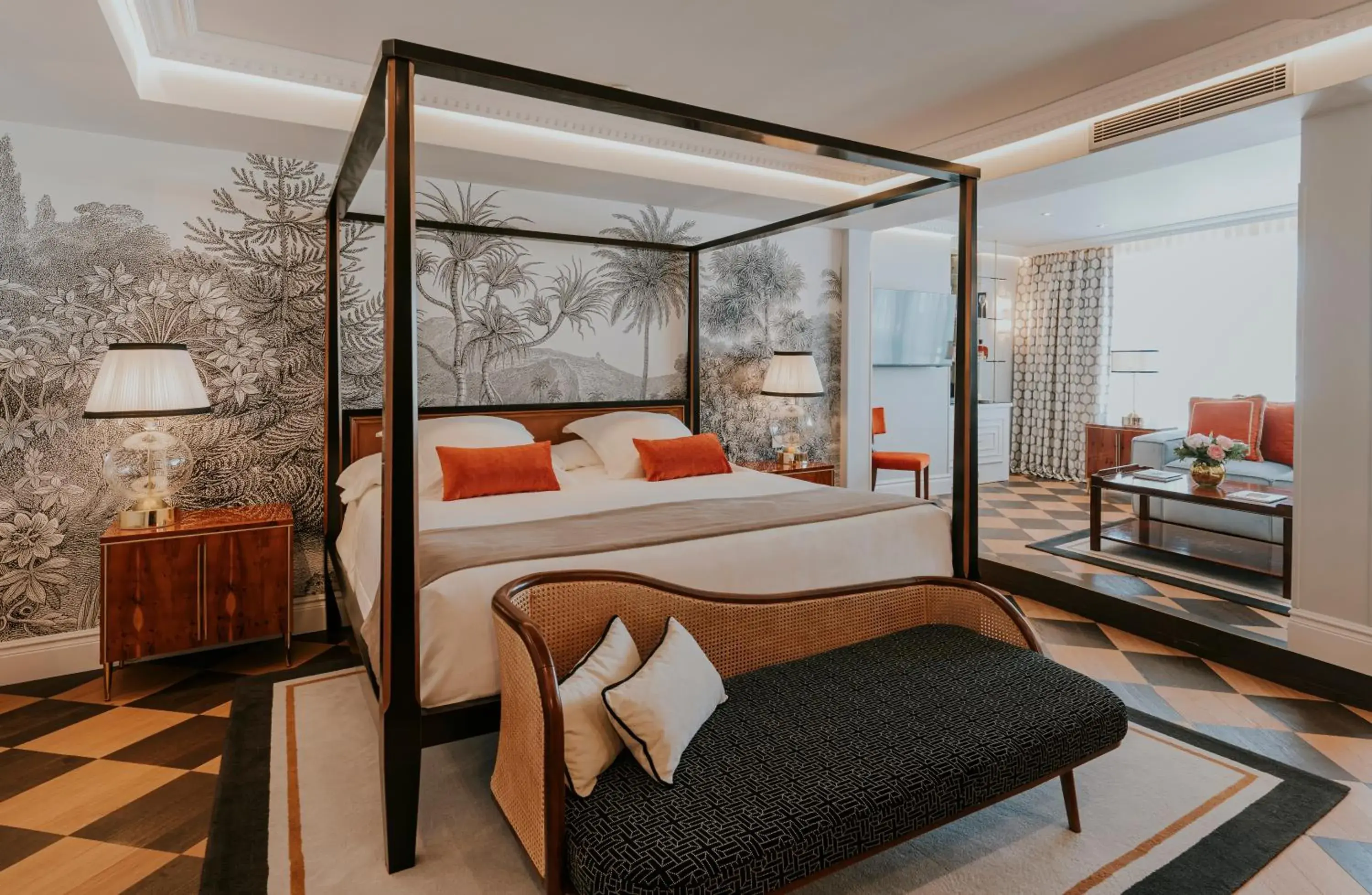 Deluxe Junior Suite Skyline - single occupancy - The Wellington Club in Wellington Hotel & Spa Madrid Deluxe Junior Suite Skyline - single occupancy - The Wellington Club in Wellington Hotel & Spa Madrid