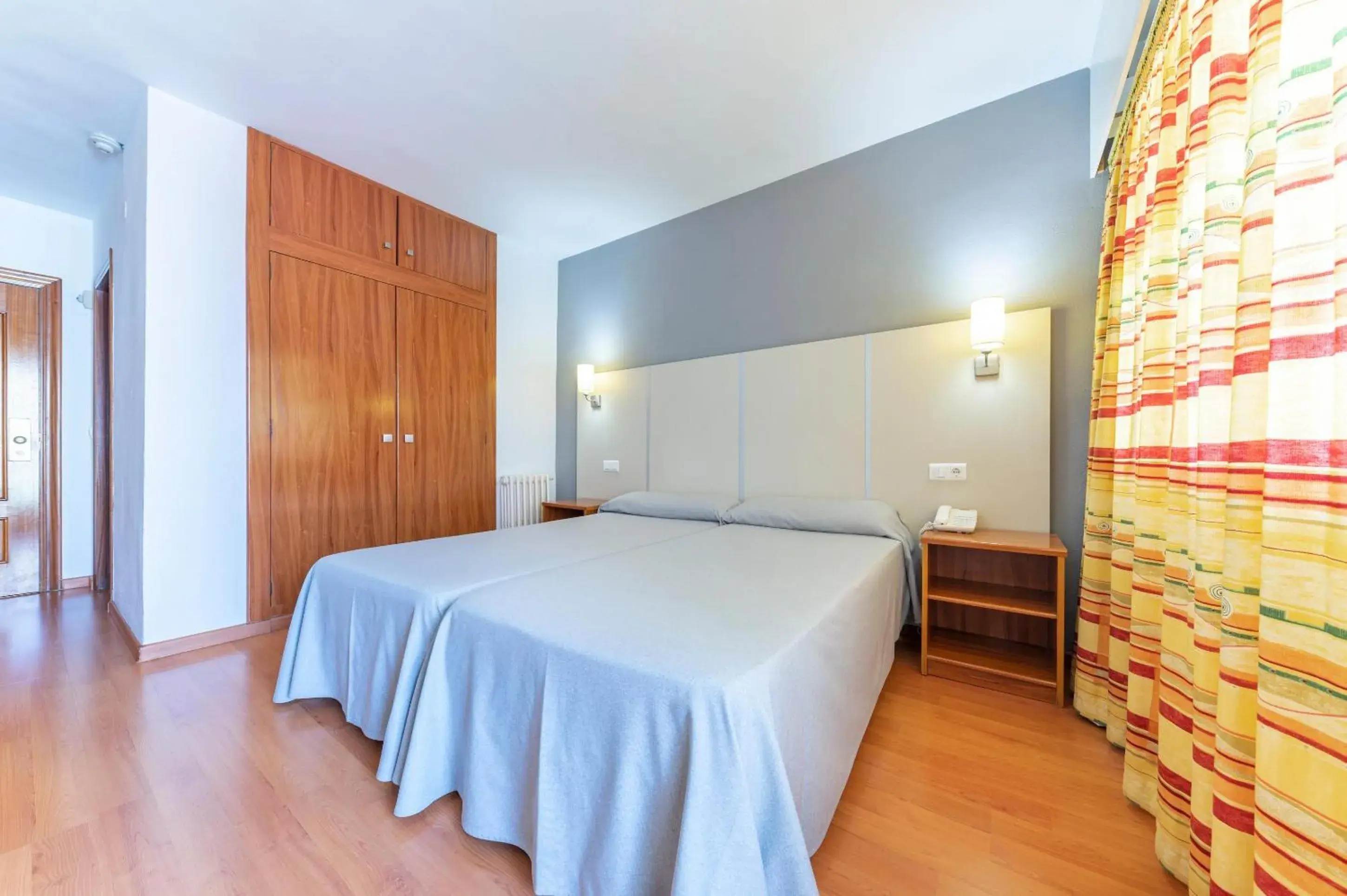 Double Room (3 Adults) in Port Vista Oro Double Room (3 Adults) in Port Vista Oro