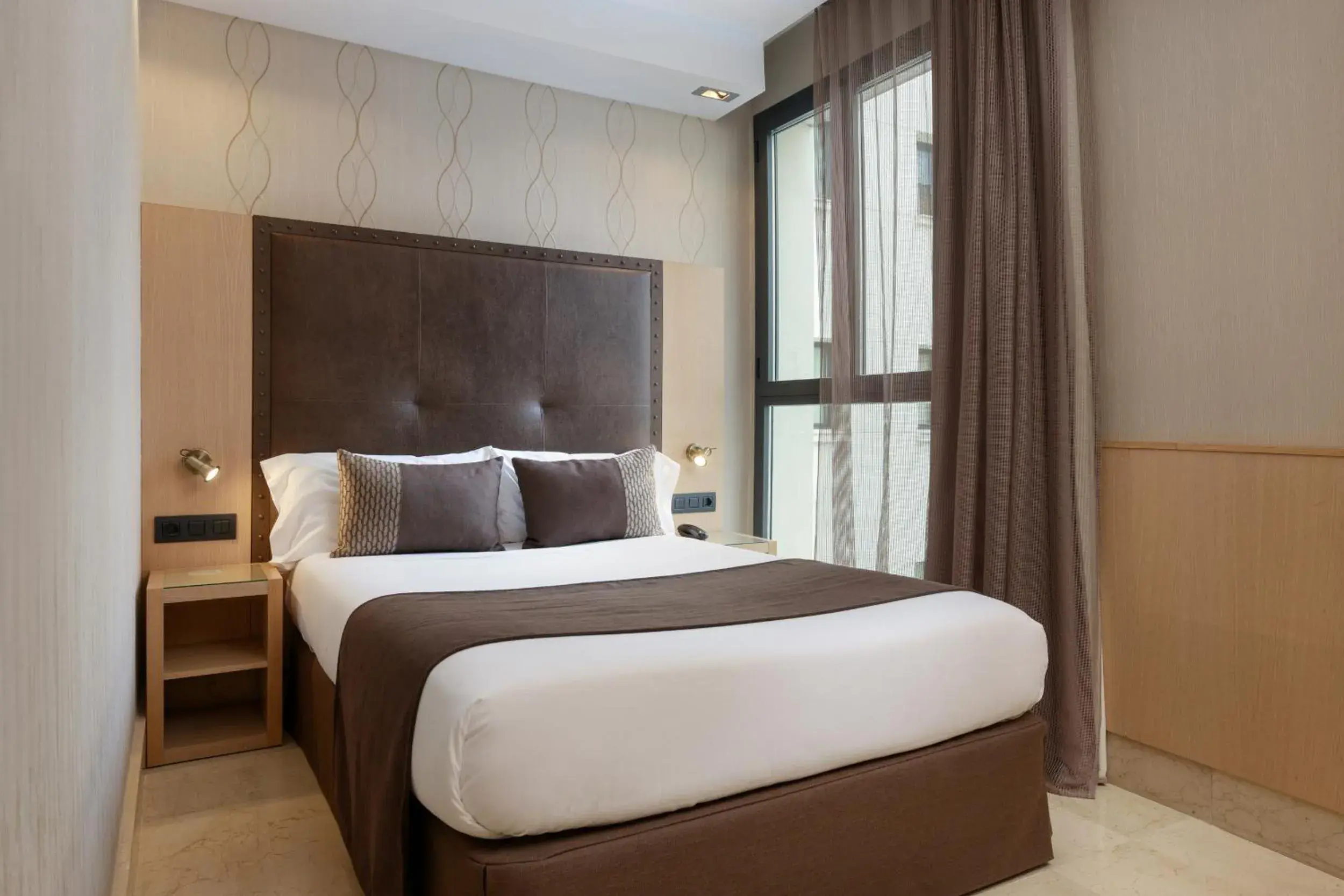 Single Room in Hotel Pedro I De Aragon 4 Estrellas SUPERIOR Single Room in Hotel Pedro I De Aragon 4 Estrellas SUPERIOR