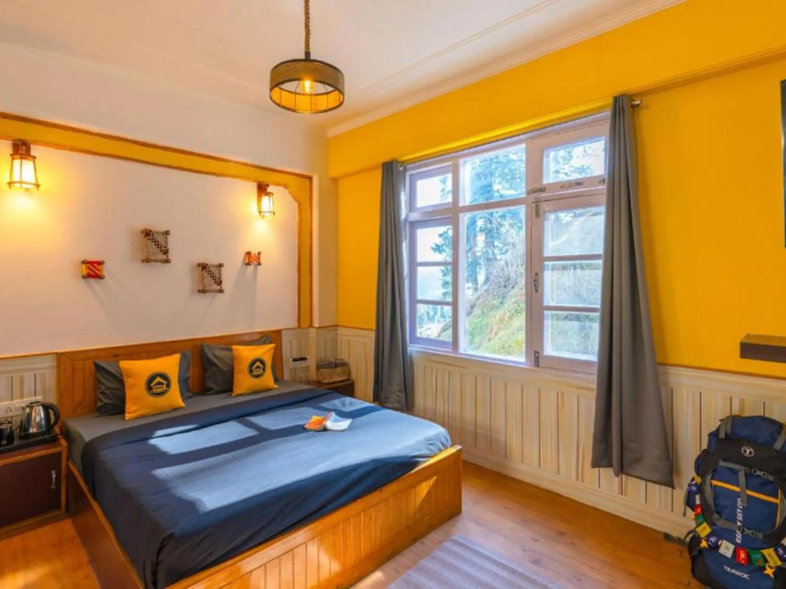 Standard Quadruple Room in The Hosteller Narkanda Standard Quadruple Room in The Hosteller Narkanda