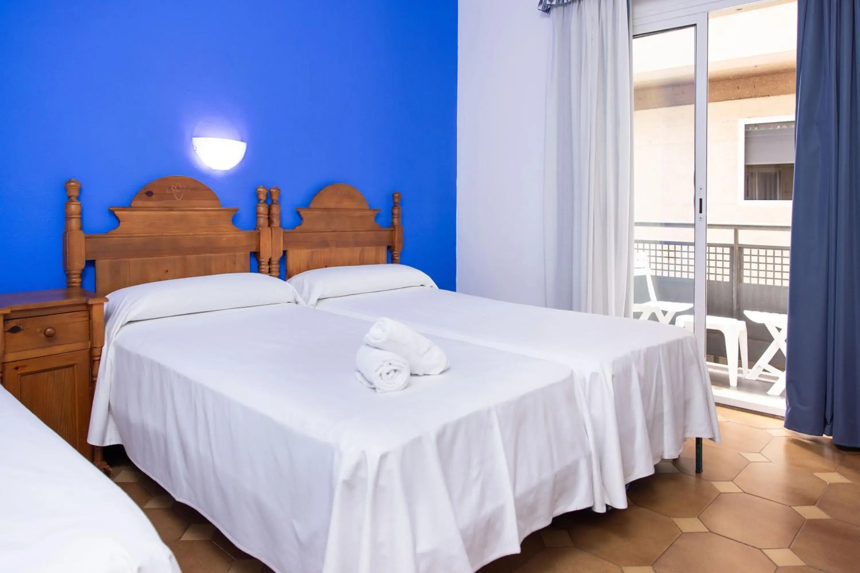 Triple Room with Balcony in RVHotels Mar de Tossa Triple Room with Balcony in RVHotels Mar de Tossa