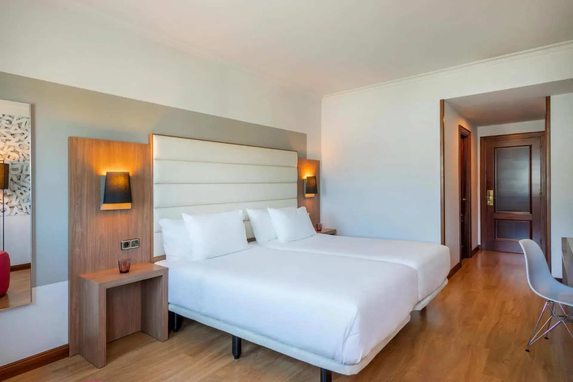 Standard Room in Hotel Santiago Plaza Affiliated by Meliá Standard Room in Hotel Santiago Plaza Affiliated by Meliá