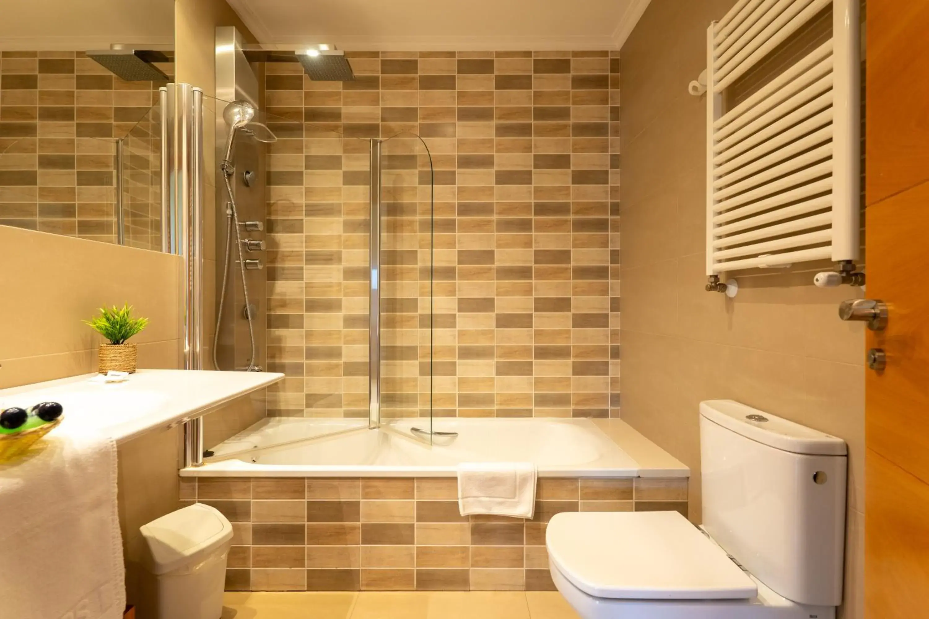 One-Bedroom Apartment with Sofa Bed (4 Adults) in Miracielos One-Bedroom Apartment with Sofa Bed (4 Adults) in Miracielos