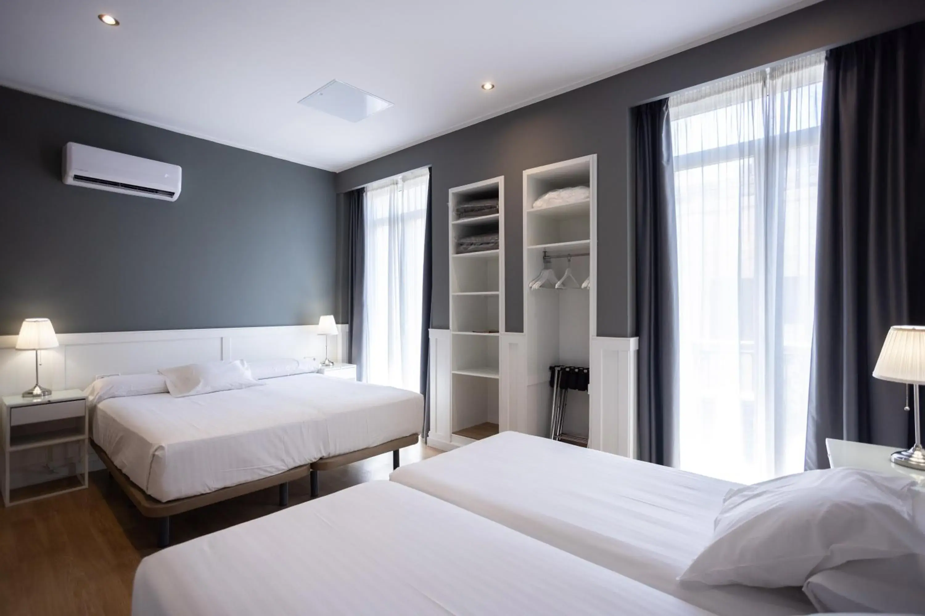 Standard Quadruple Room in Venecia Plaza Centro Standard Quadruple Room in Venecia Plaza Centro