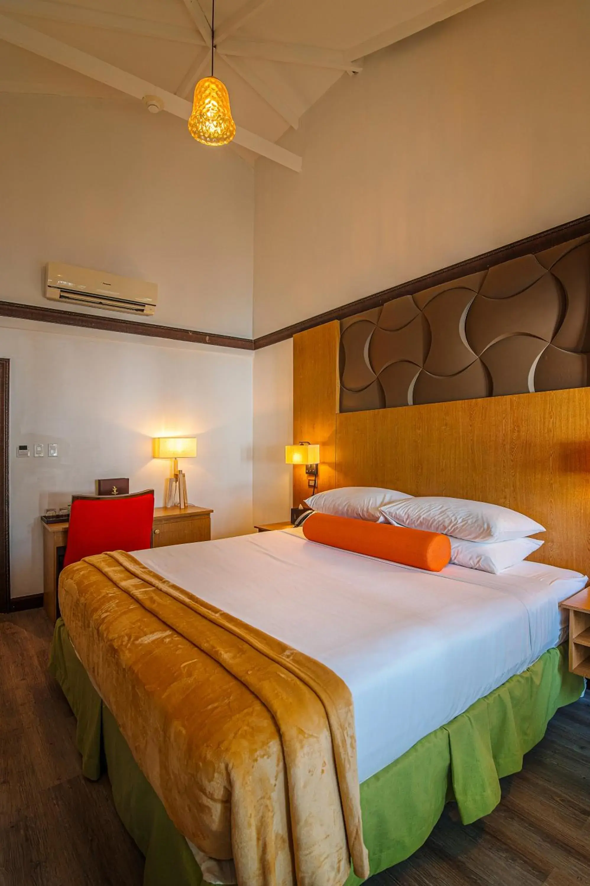 King Room with Pool View in Sago Palm Hotel King Room with Pool View in Sago Palm Hotel