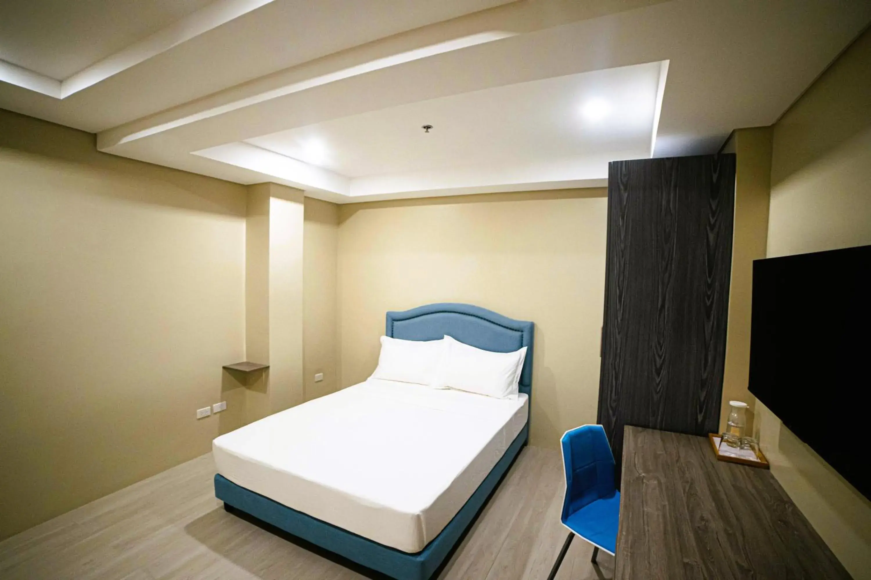 Deluxe Queen Room in Seeya Hotel Deluxe Queen Room in Seeya Hotel