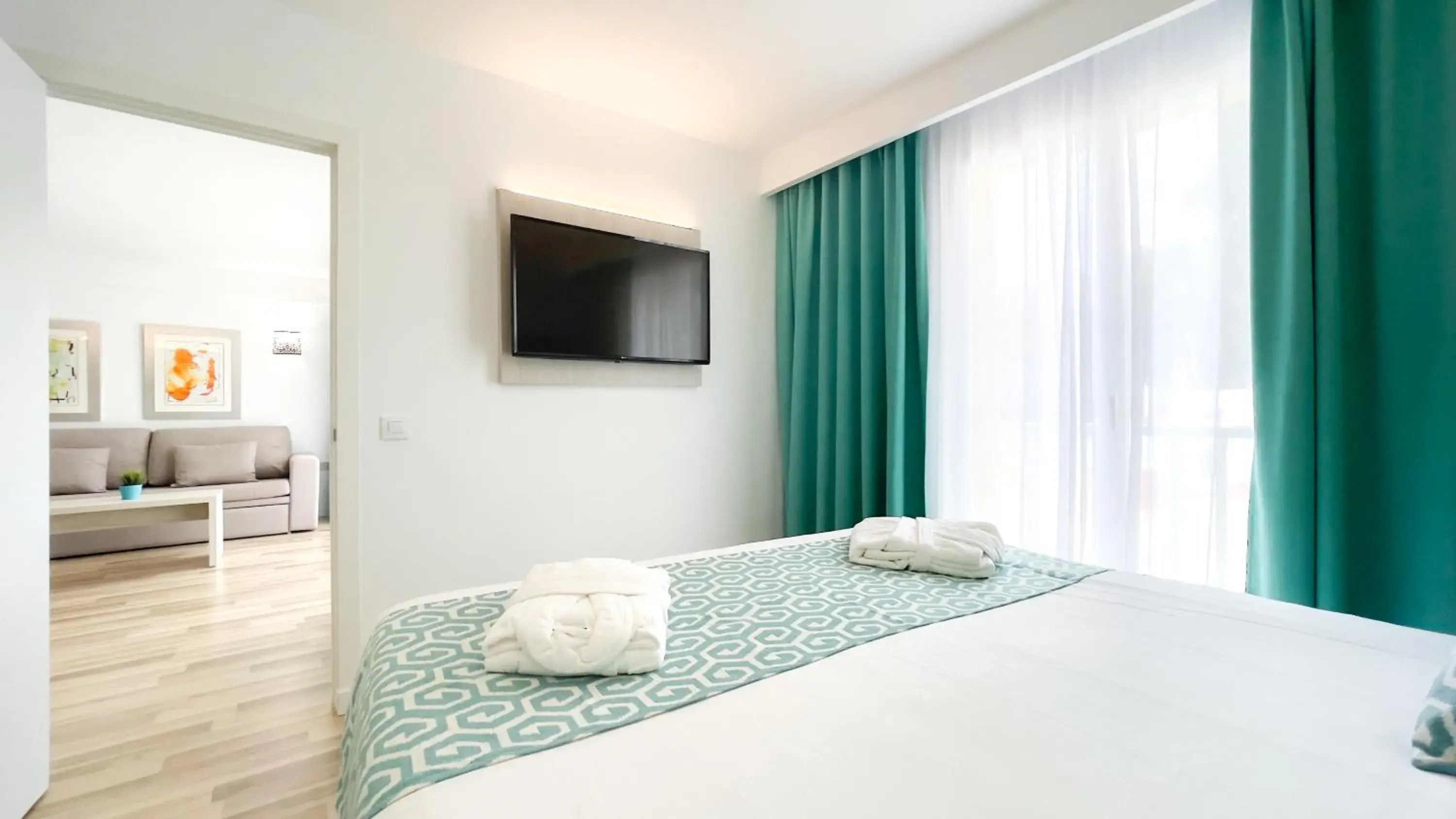 Suite One-Bedroom Apartment in Comitas Floramar Suite One-Bedroom Apartment in Comitas Floramar