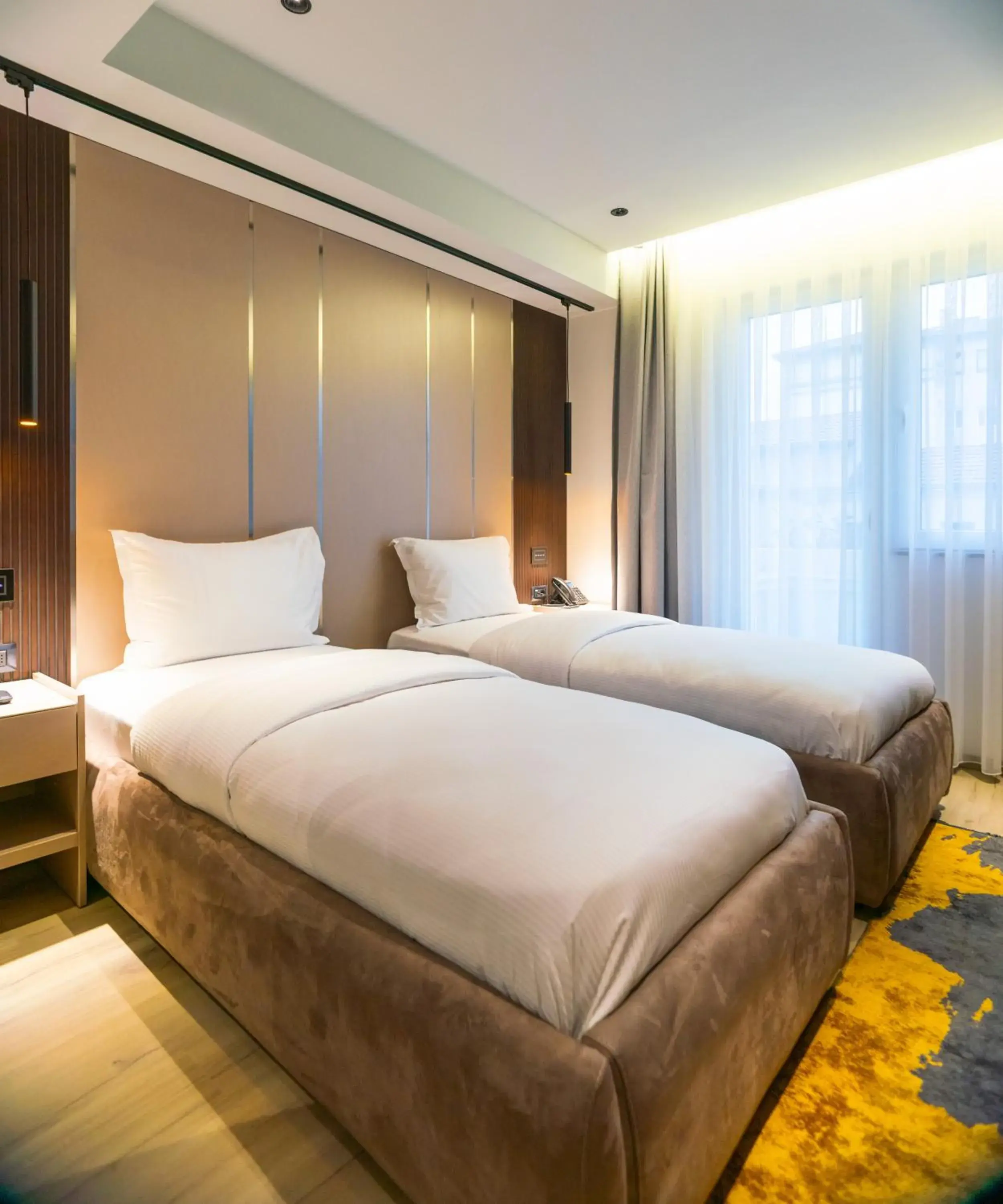 Twin Room with Balcony - single occupancy in Emery Hotel Twin Room with Balcony - single occupancy in Emery Hotel