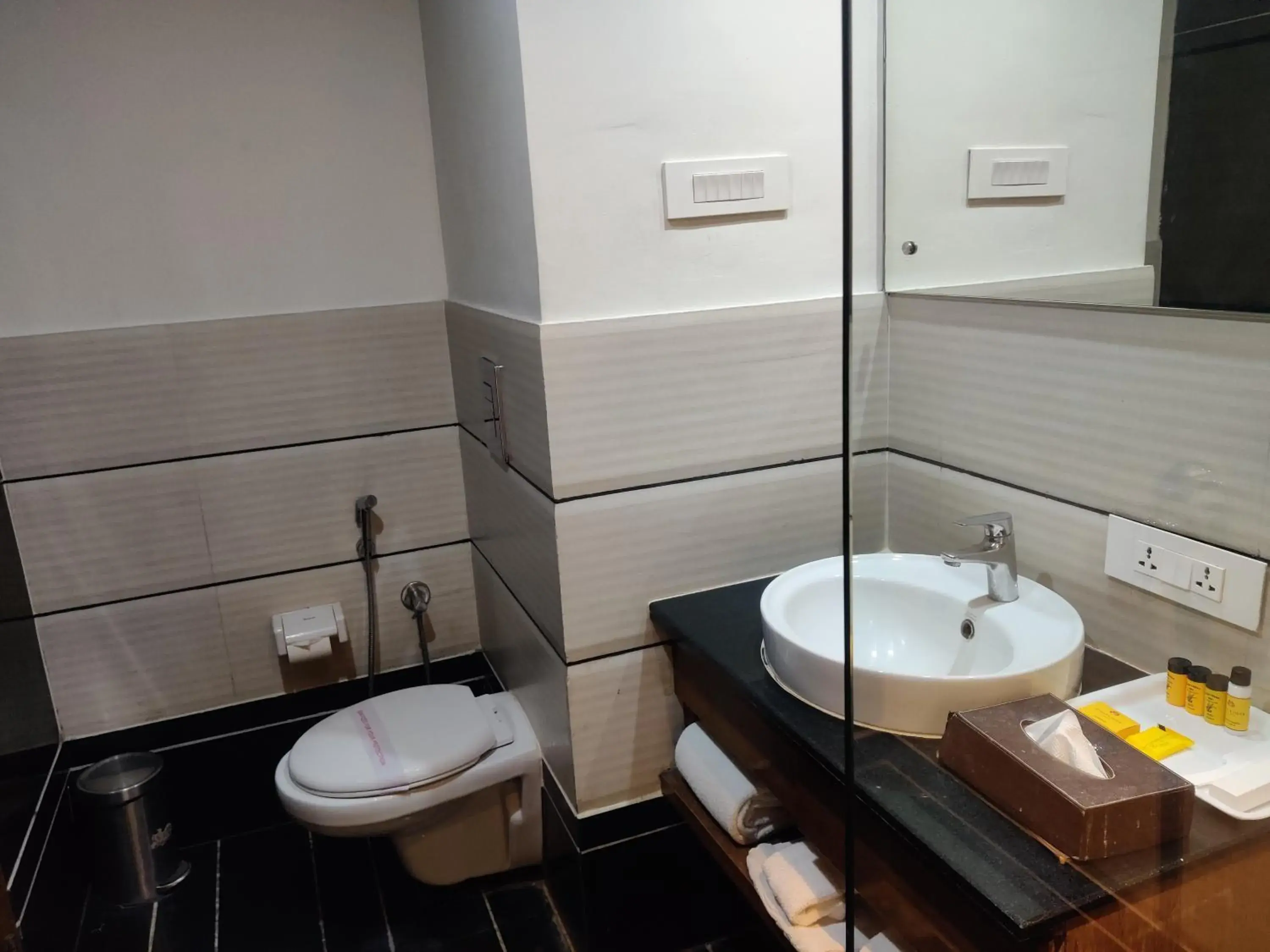 Deluxe Double Room with Balcony in Wood Creek Resort & Spa Kasauli Deluxe Double Room with Balcony in Wood Creek Resort & Spa Kasauli