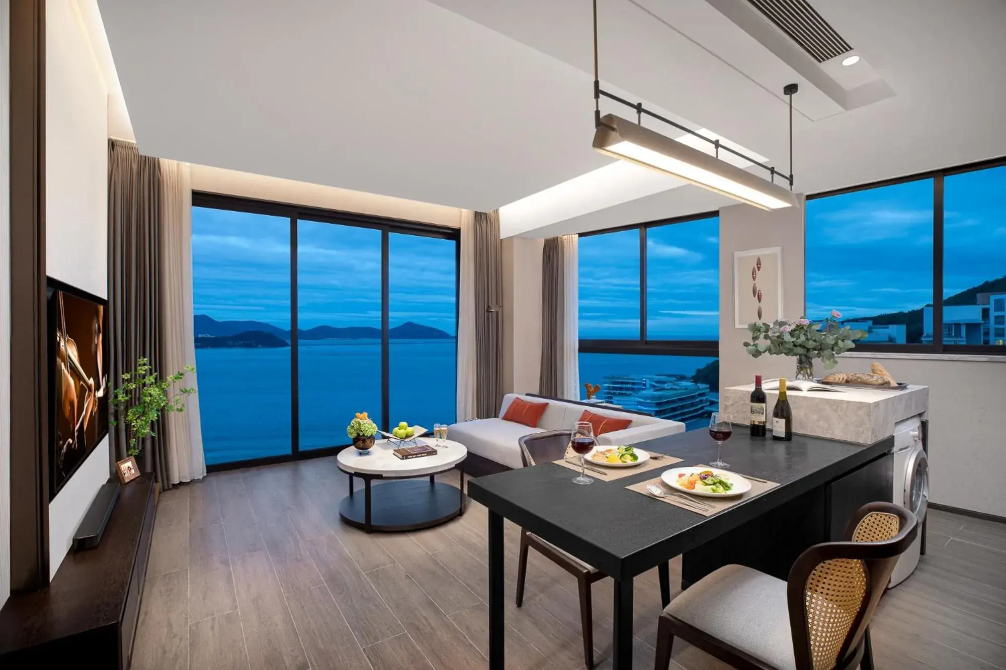 One-Bedroom Premier Seaview in Ascott Dadonghai Bay Sanya One-Bedroom Premier Seaview in Ascott Dadonghai Bay Sanya
