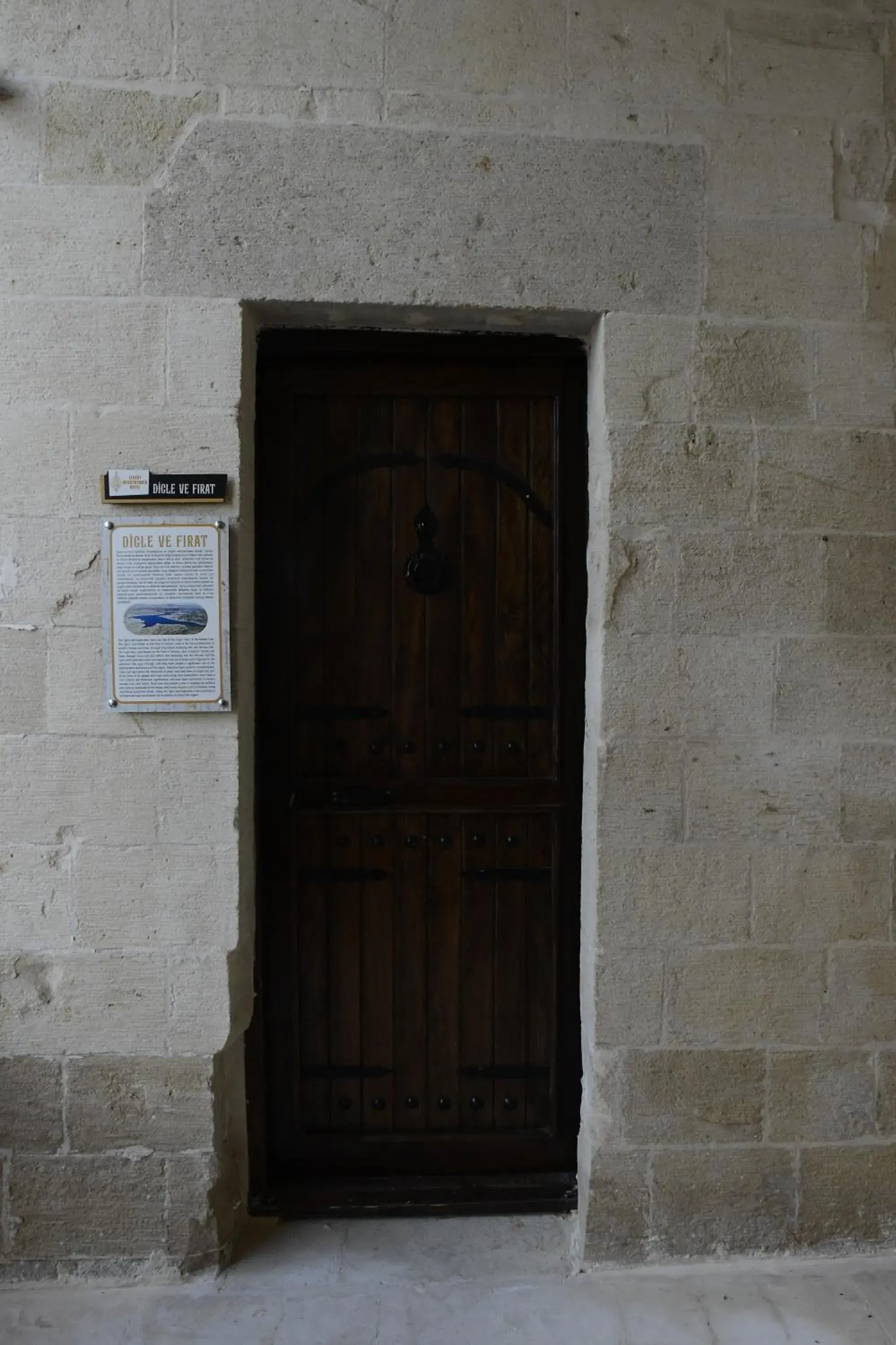 Deluxe Suite in Legacy Mesopotamia Hotel Deluxe Suite in Legacy Mesopotamia Hotel