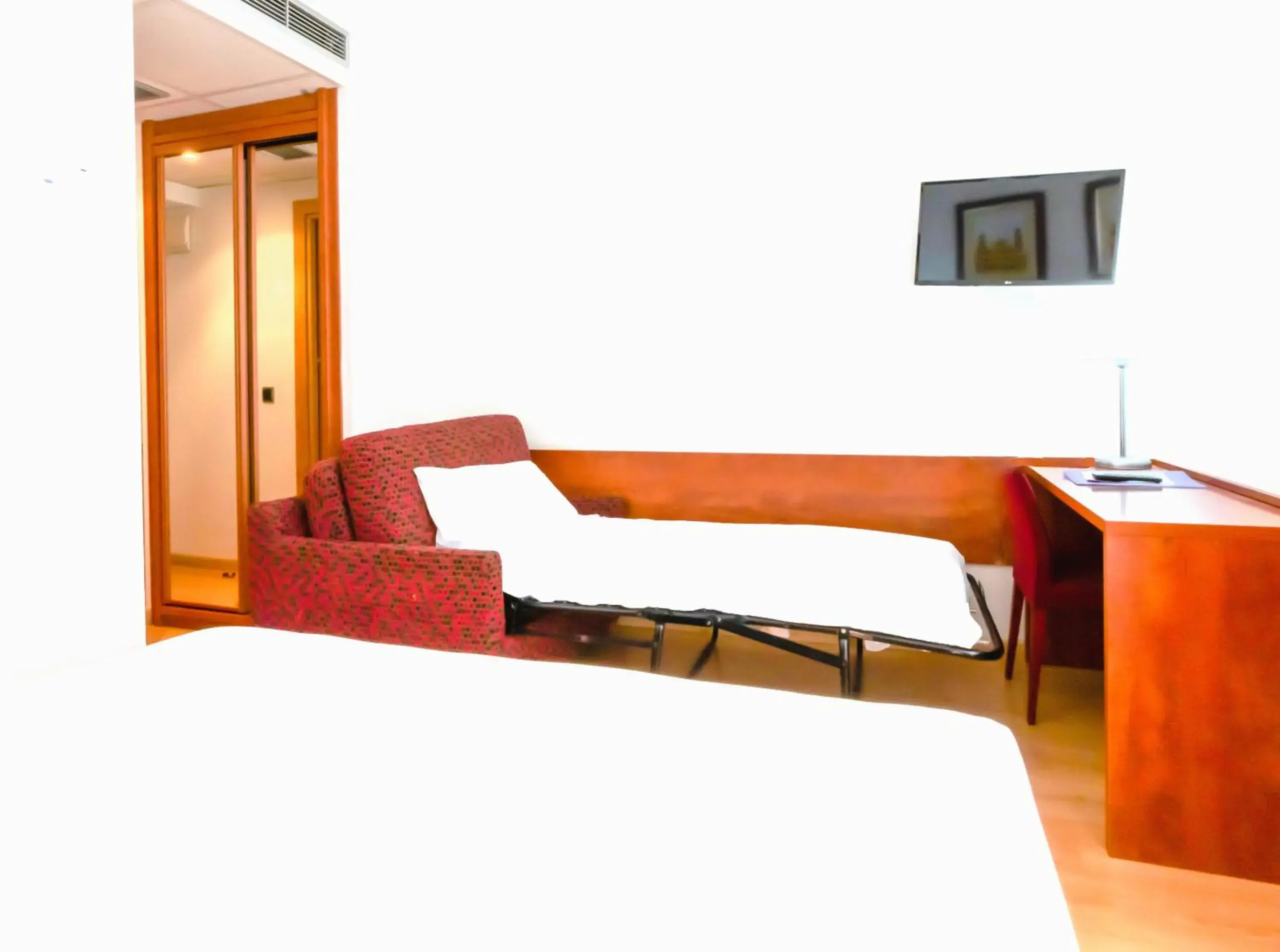 Standard Room (2 Adults + 1 Child) in Hotel Palacios Standard Room (2 Adults + 1 Child) in Hotel Palacios