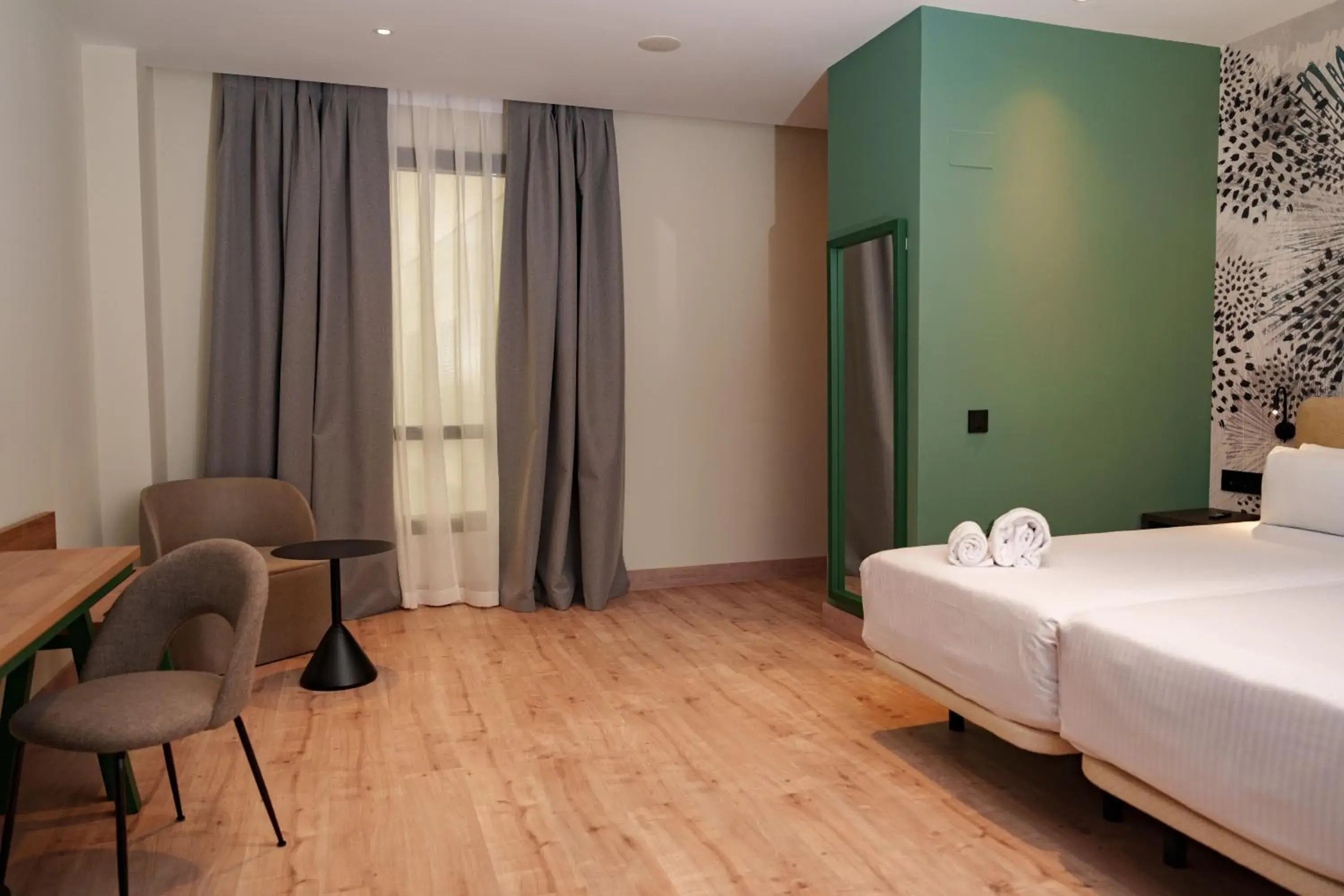 Double Room with Extra Bed in Sercotel Princesa De Eboli Double Room with Extra Bed in Sercotel Princesa De Eboli