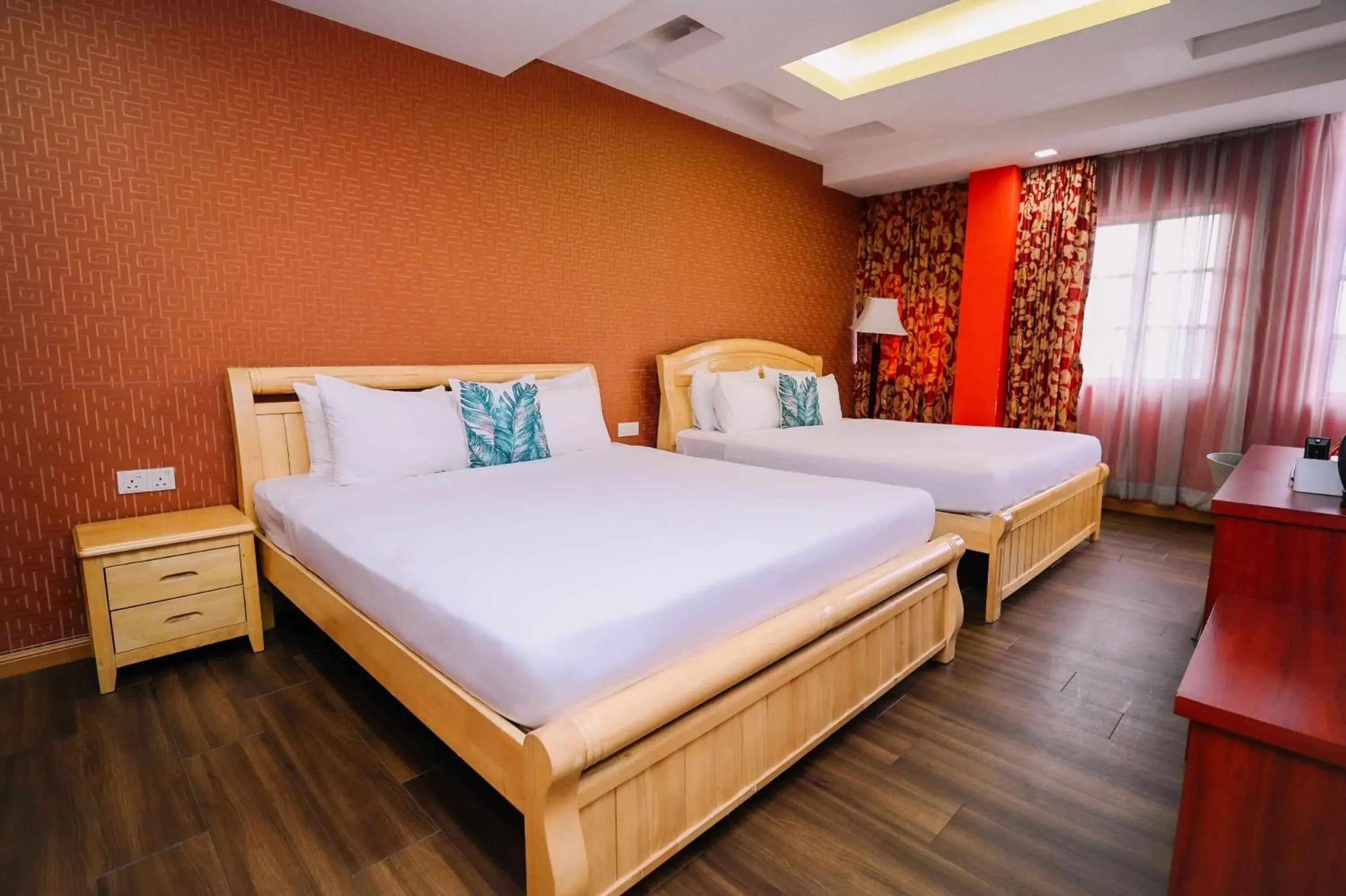 Deluxe Family Room in Swing & Pillows - USJ Taipan Deluxe Family Room in Swing & Pillows - USJ Taipan