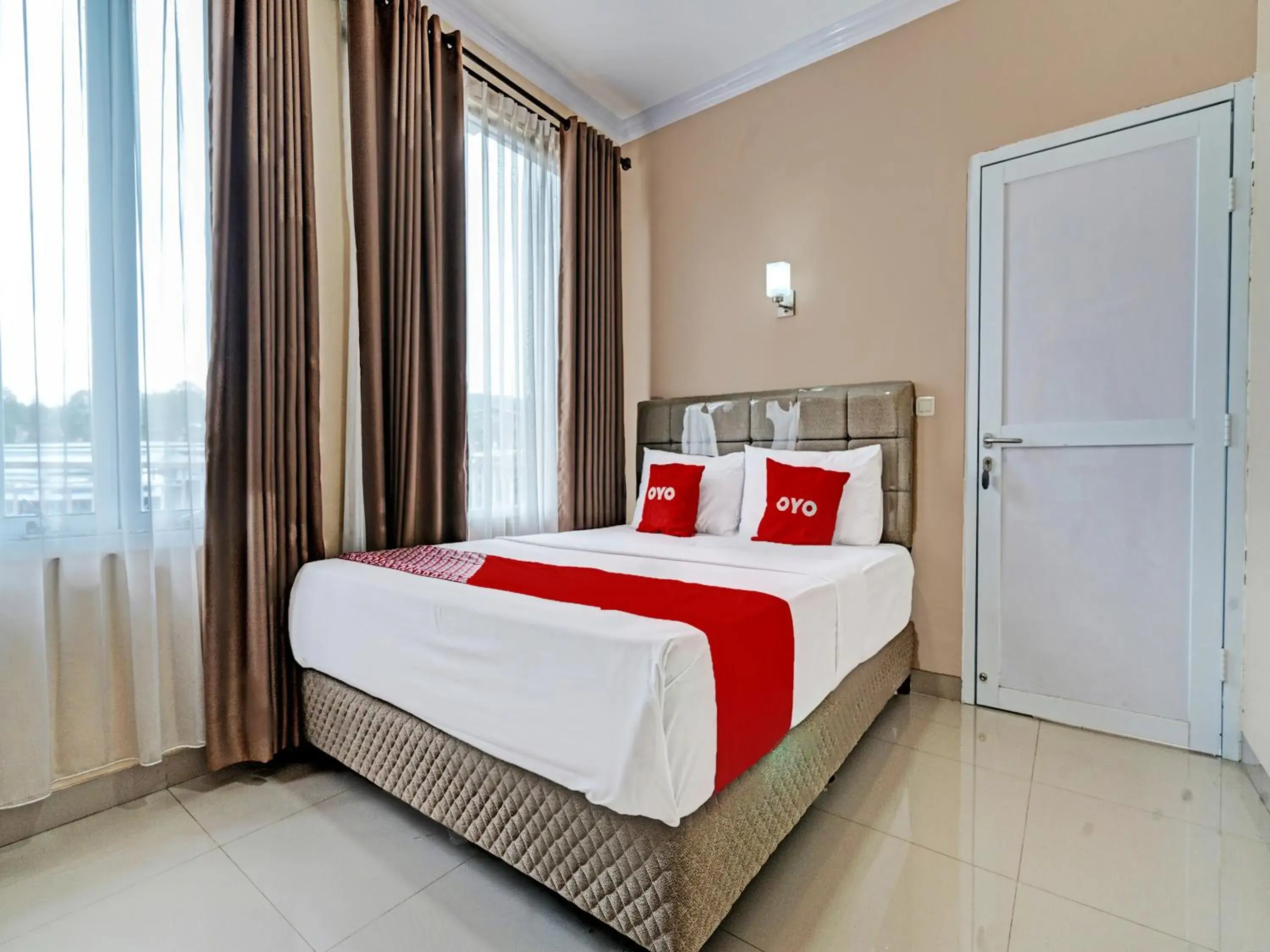 OYO 92023 Singgasana Cipelah Syariah OYO 92023 Singgasana Cipelah Syariah