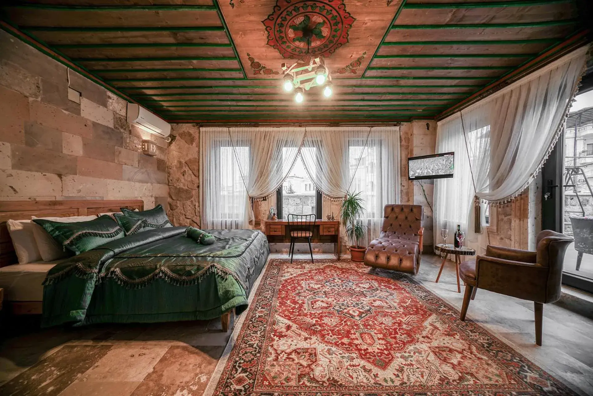 Deluxe King Studio in Serene Premium Stone House Deluxe King Studio in Serene Premium Stone House