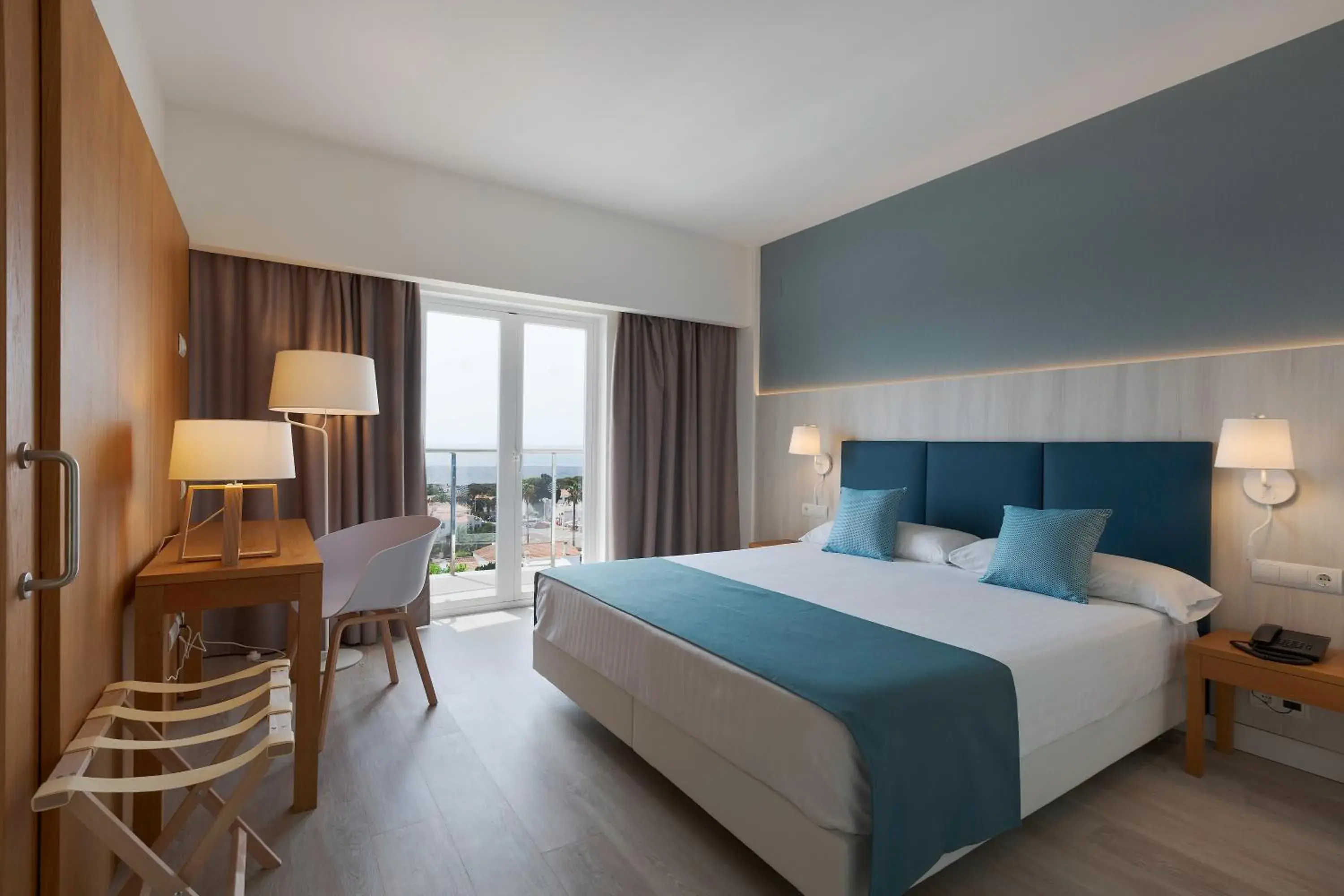 Junior Suite Sea View - single occupancy in Alua Illa de Menorca Junior Suite Sea View - single occupancy in Alua Illa de Menorca