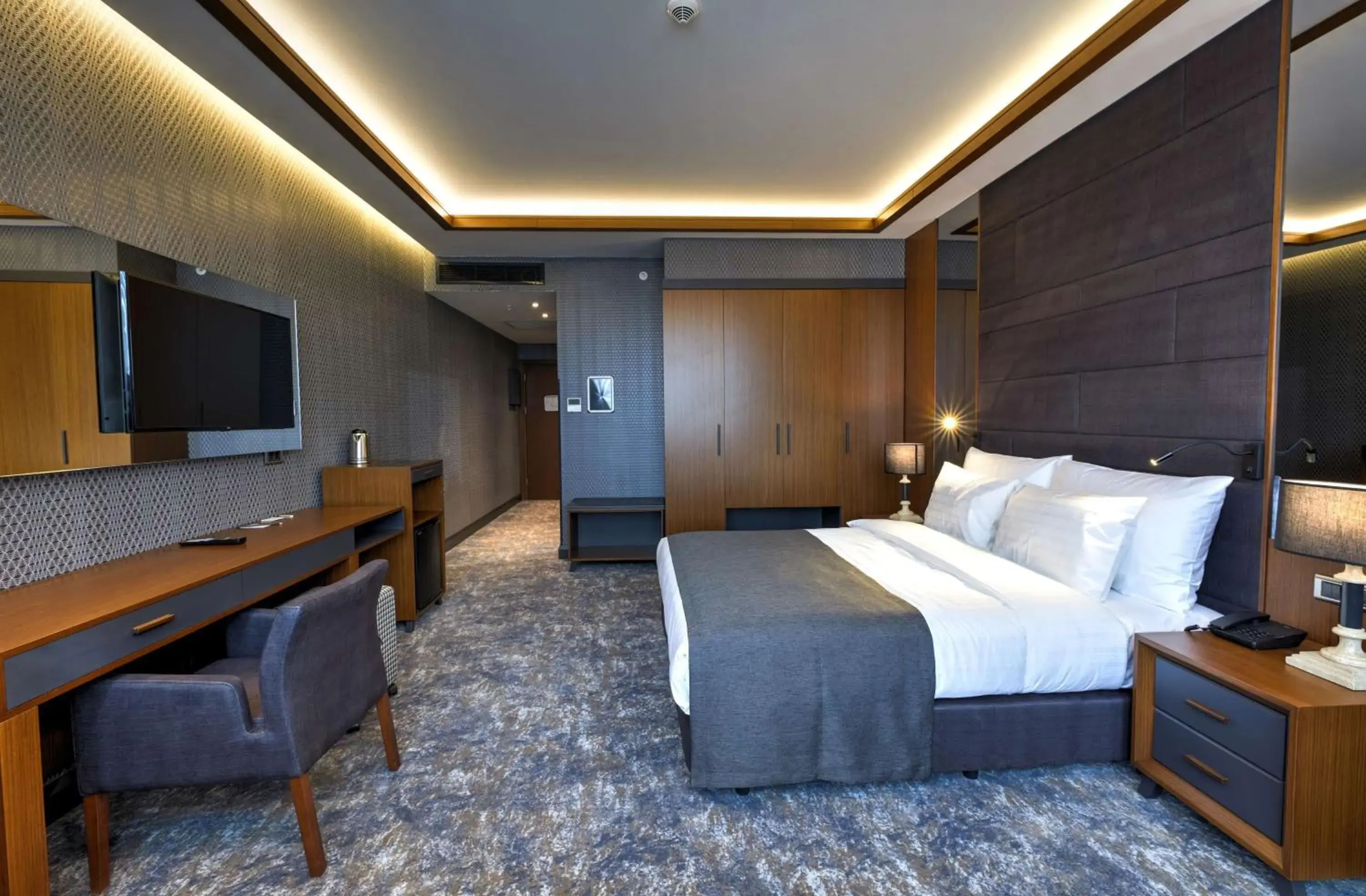 Superior King Room in Nova Vista Centrum Hotel Eskisehir, a Member of Radisson Individuals Superior King Room in Nova Vista Centrum Hotel Eskisehir, a Member of Radisson Individuals