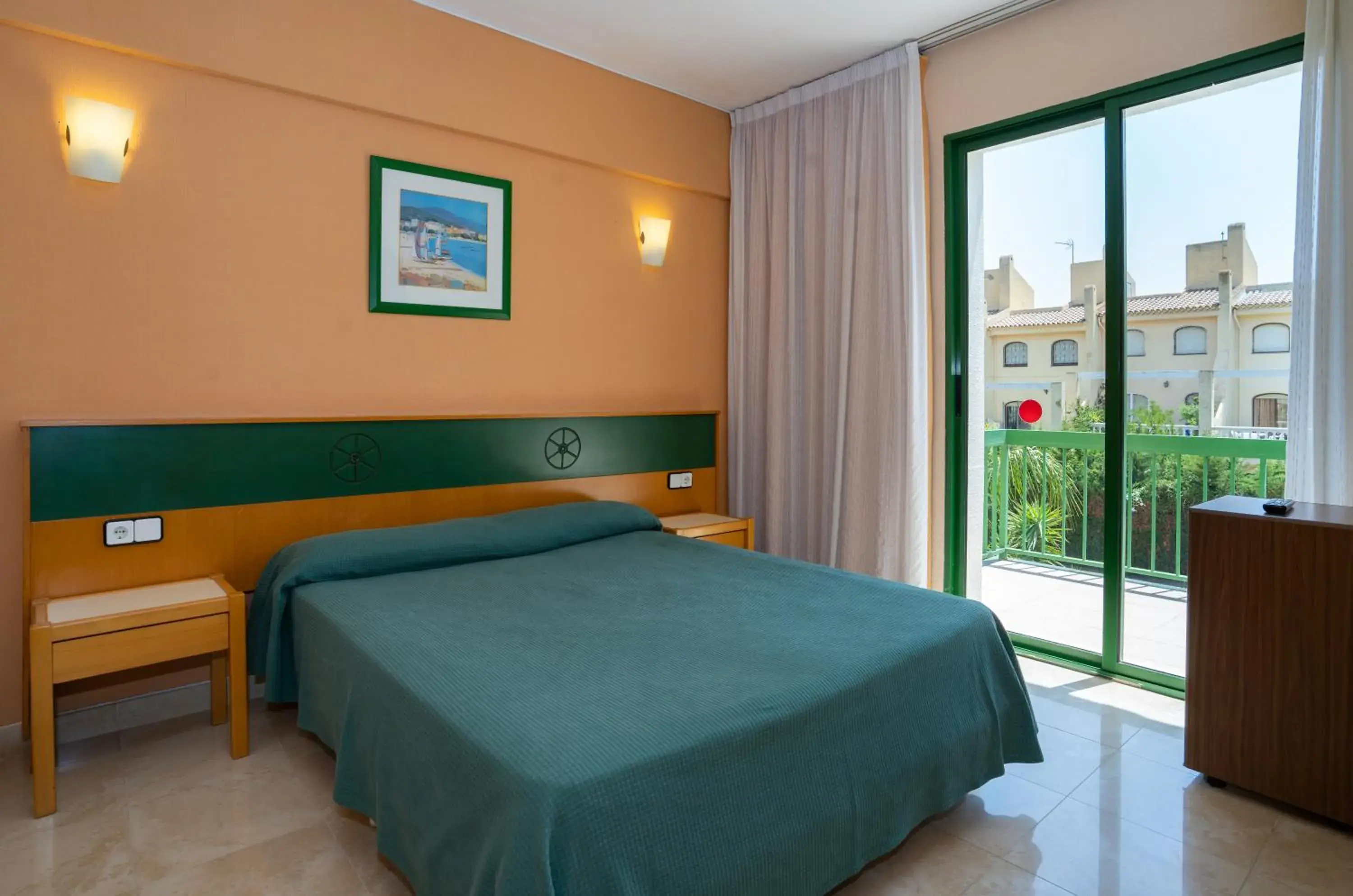 Triple Room in Hotel Pino Alto by ALEGRIA Triple Room in Hotel Pino Alto by ALEGRIA
