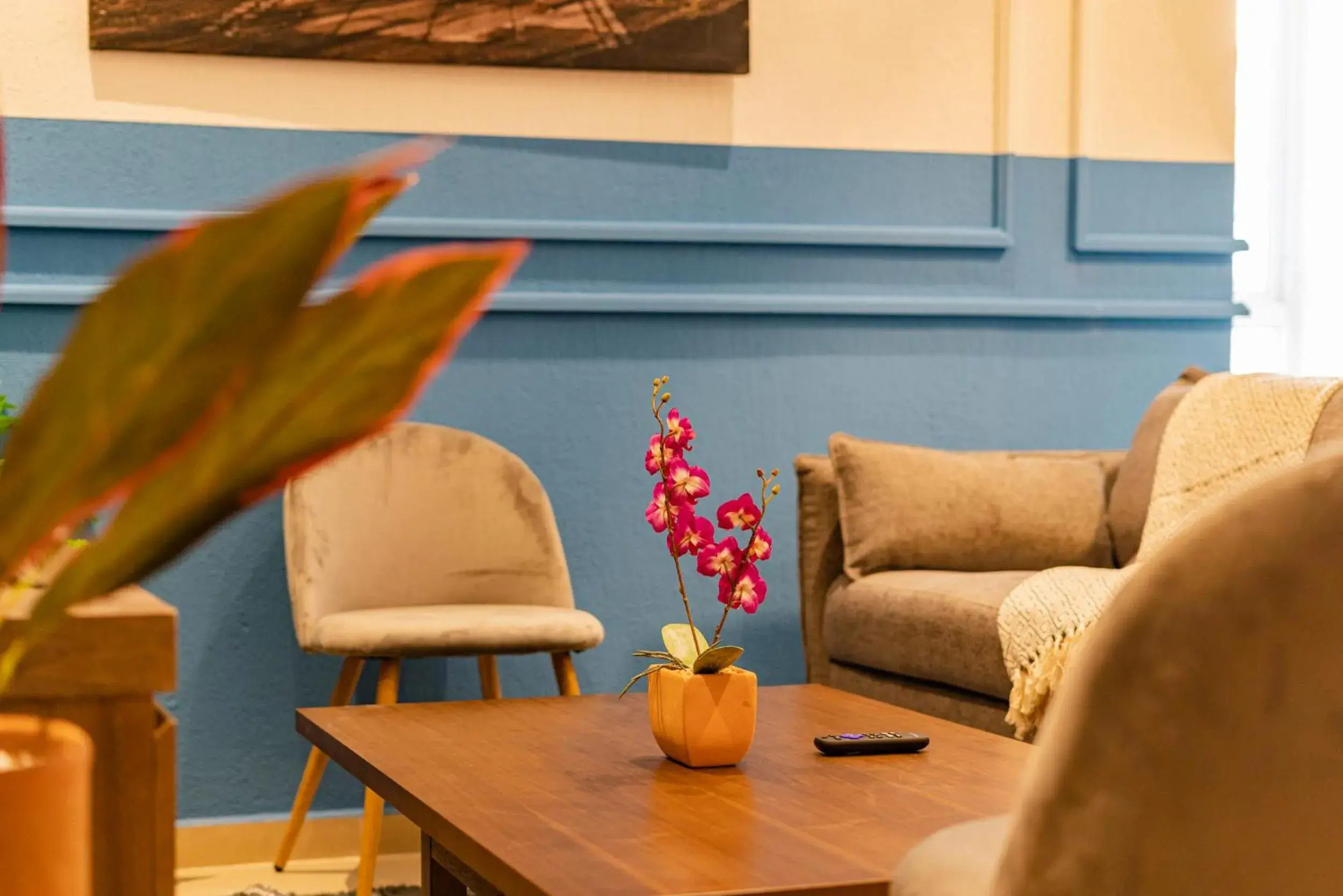 Two-Bedroom Apartment in Anahuac Apartments by VH Two-Bedroom Apartment in Anahuac Apartments by VH