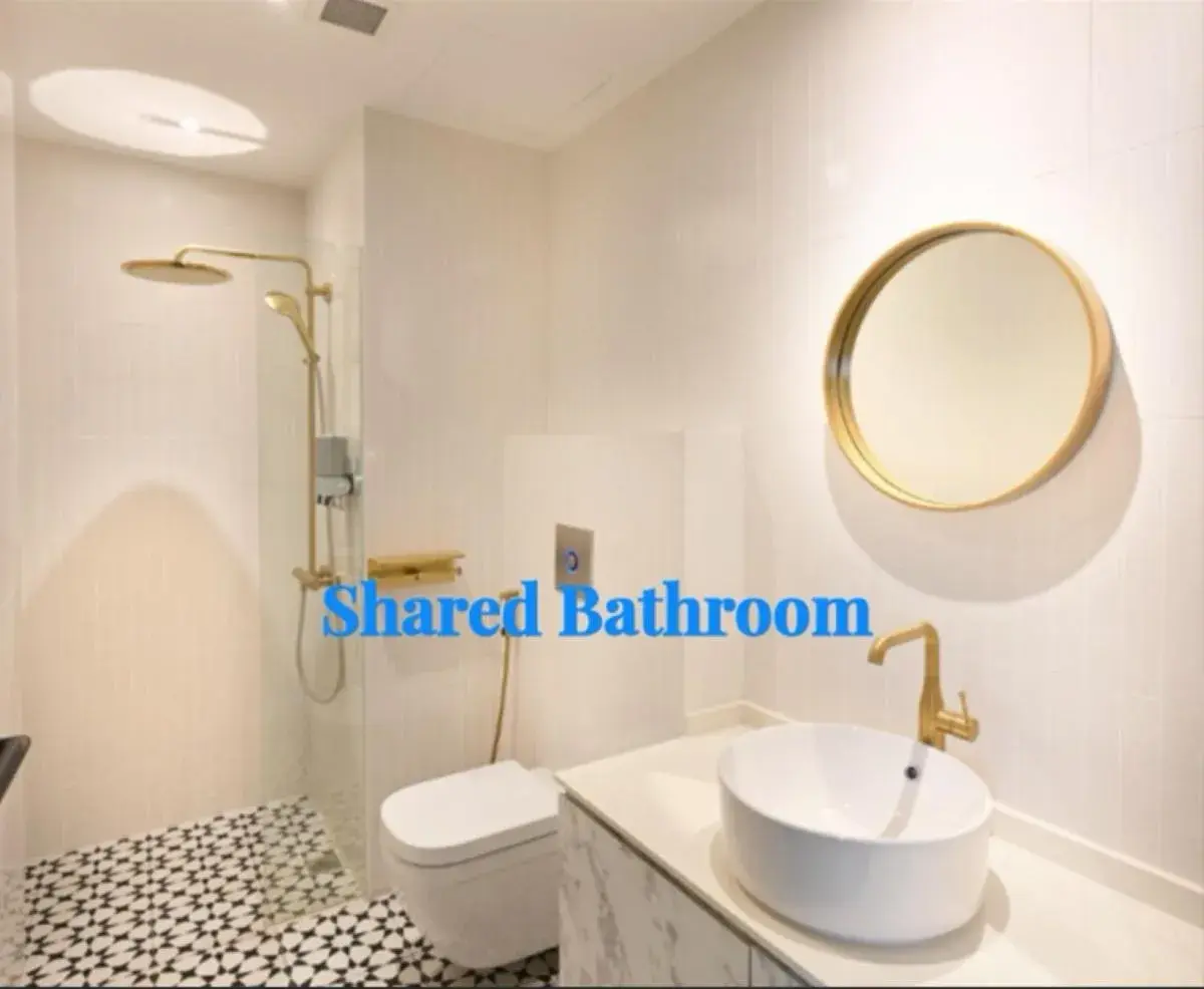 Standard Queen Room in Dream Chaser Boutique Capsule Hotel Standard Queen Room in Dream Chaser Boutique Capsule Hotel