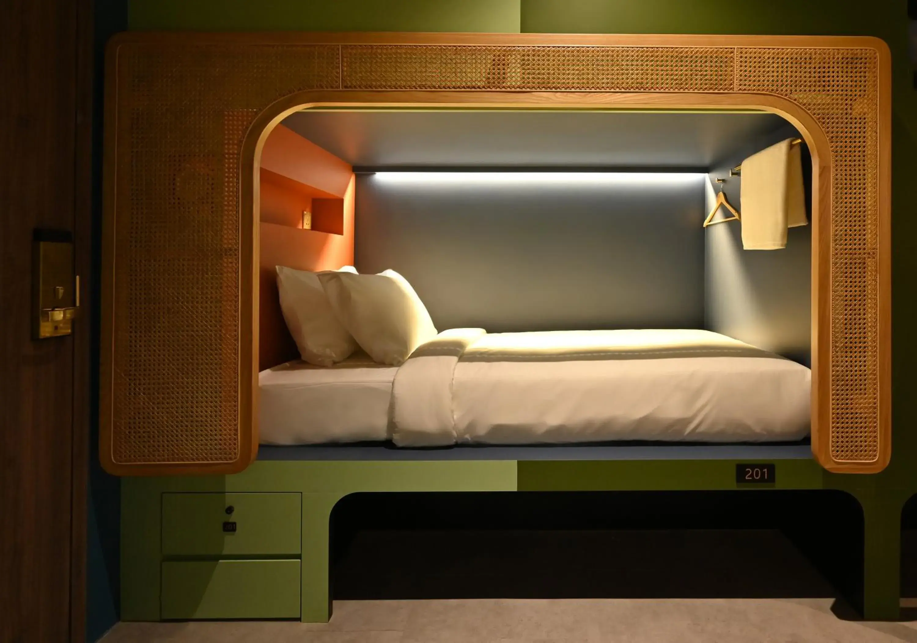 Dream Chaser Boutique Capsule Hotel Dream Chaser Boutique Capsule Hotel
