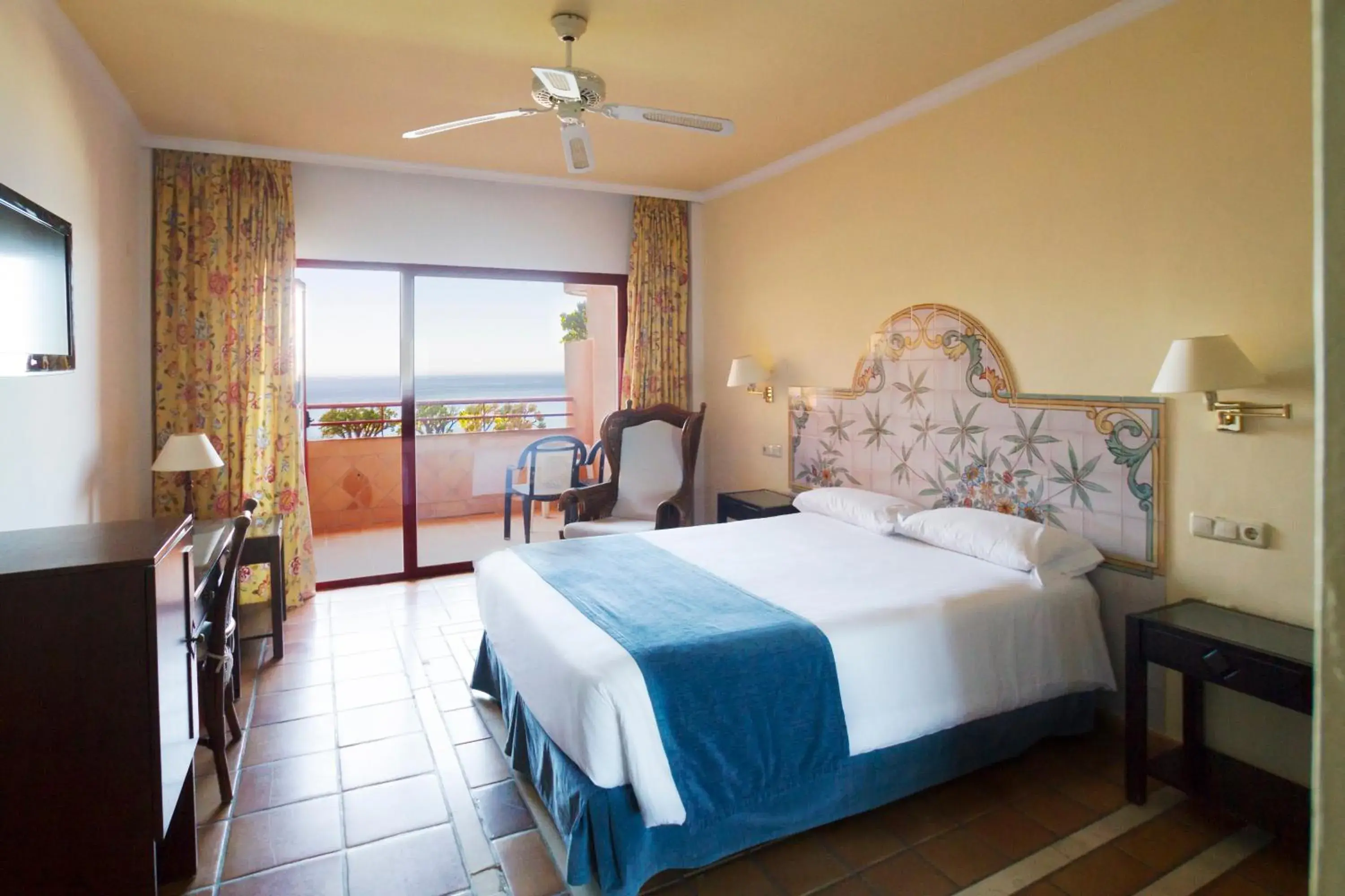 Double or Twin Room with Sea View in Ibersol Almuñecar Beach & Spa Hotel Double or Twin Room with Sea View in Ibersol Almuñecar Beach & Spa Hotel