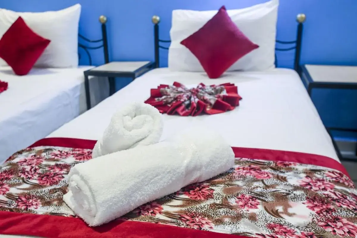 Twin Room in HOTEL LA POMME ZAIDA Twin Room in HOTEL LA POMME ZAIDA