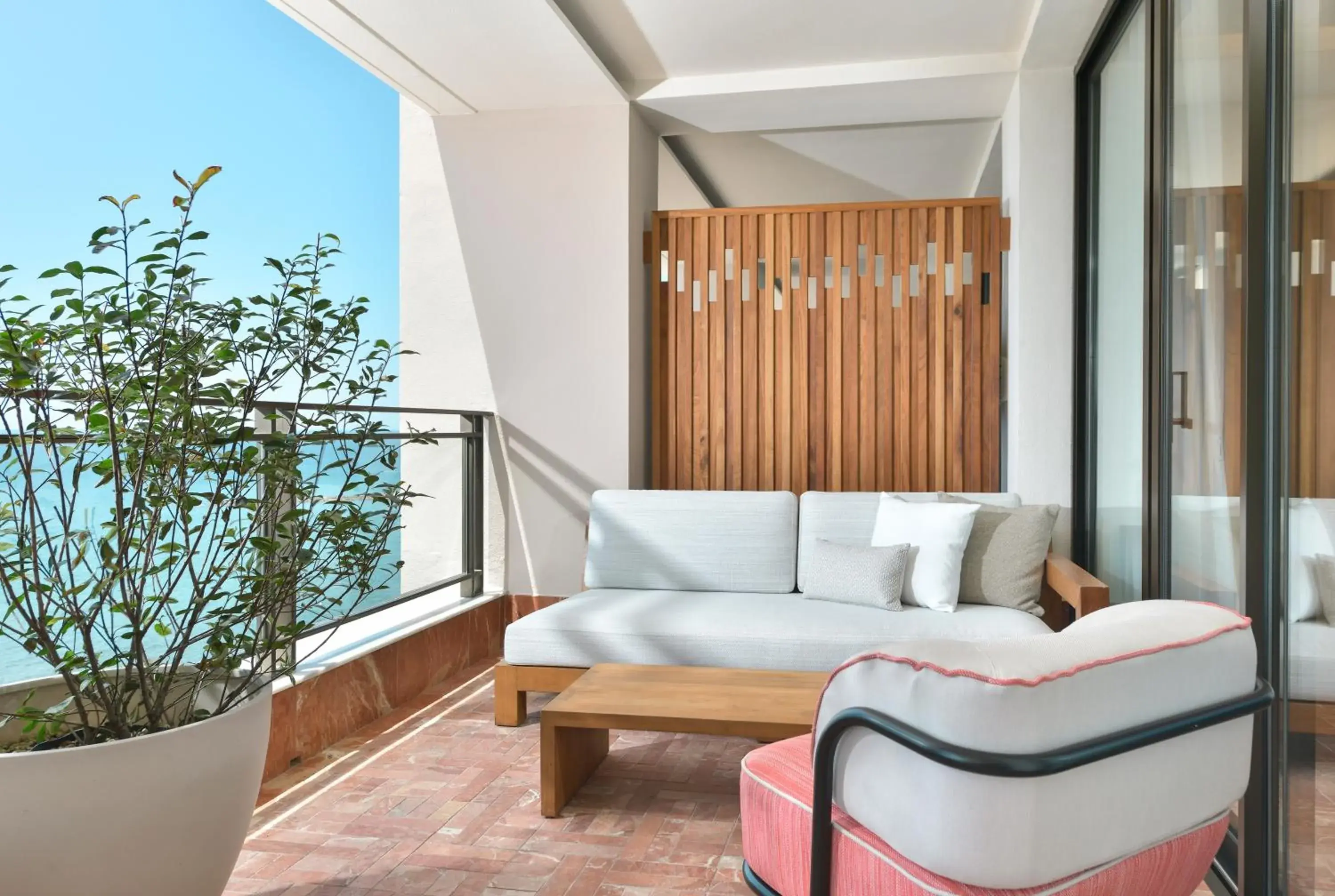 Selected Doble Room with Extra Bed in El Fuerte Marbella Selected Doble Room with Extra Bed in El Fuerte Marbella